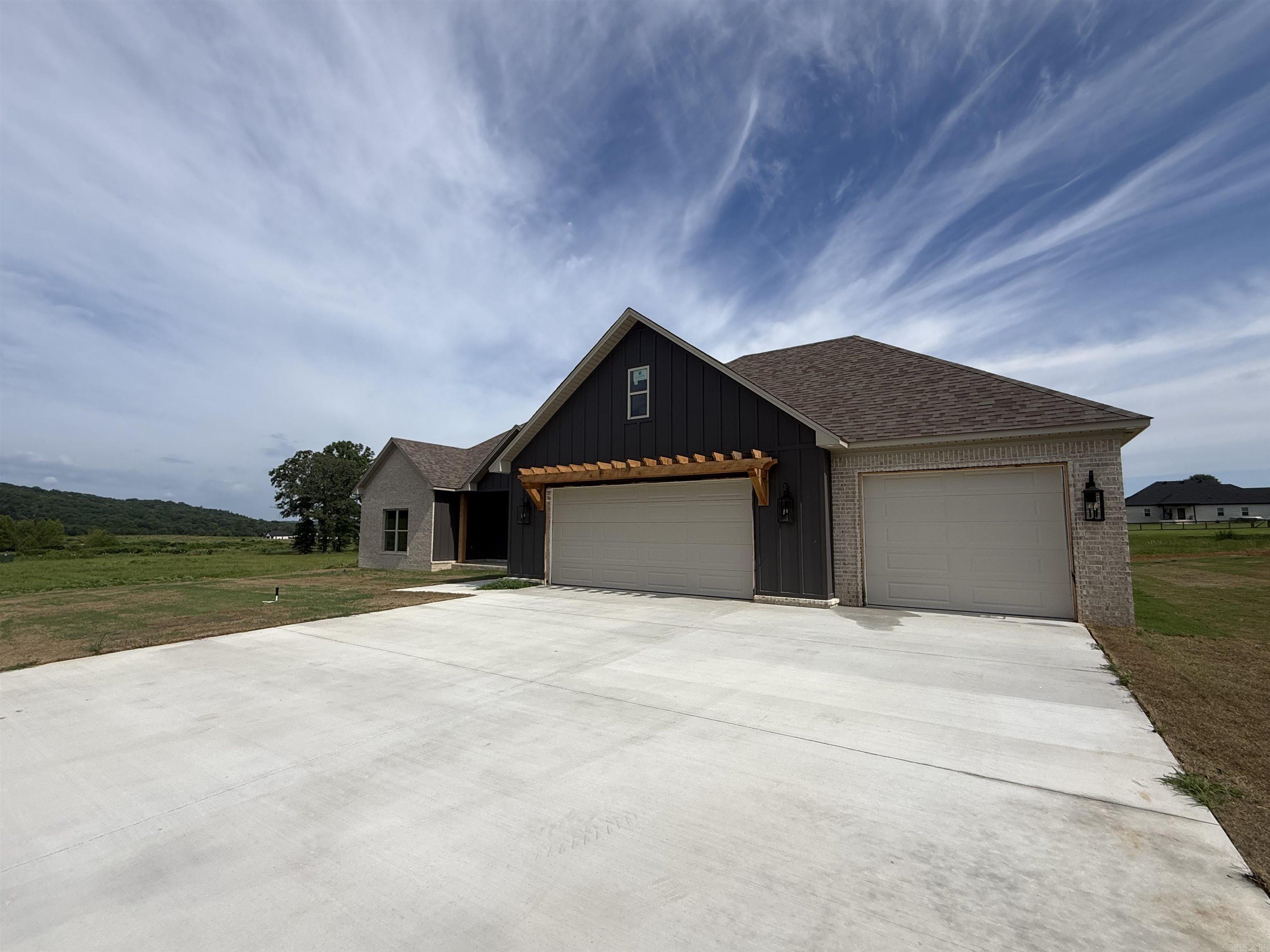 134 Republican Loop  Greenbrier, AR