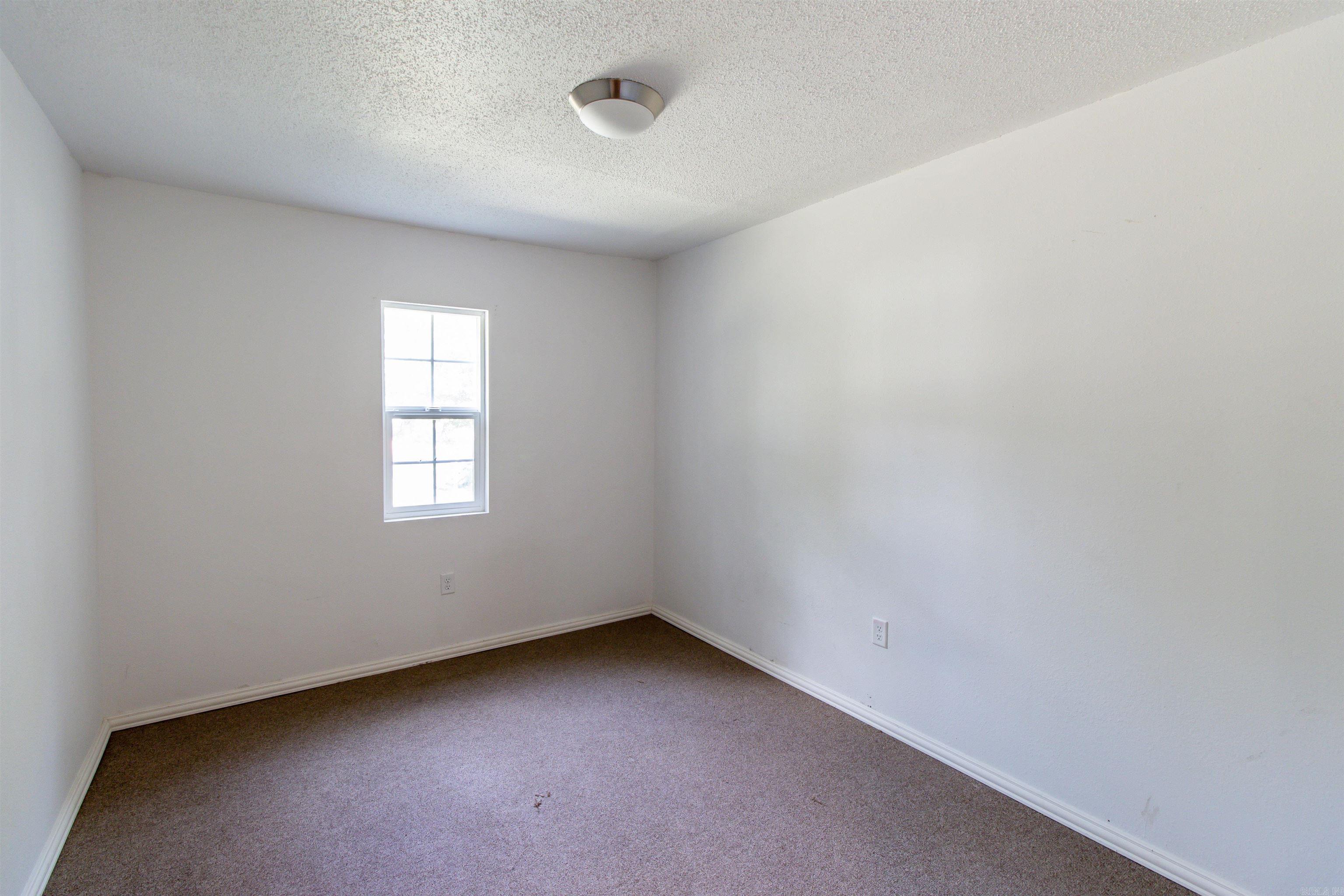 1423 1/2 S East St  Benton, AR