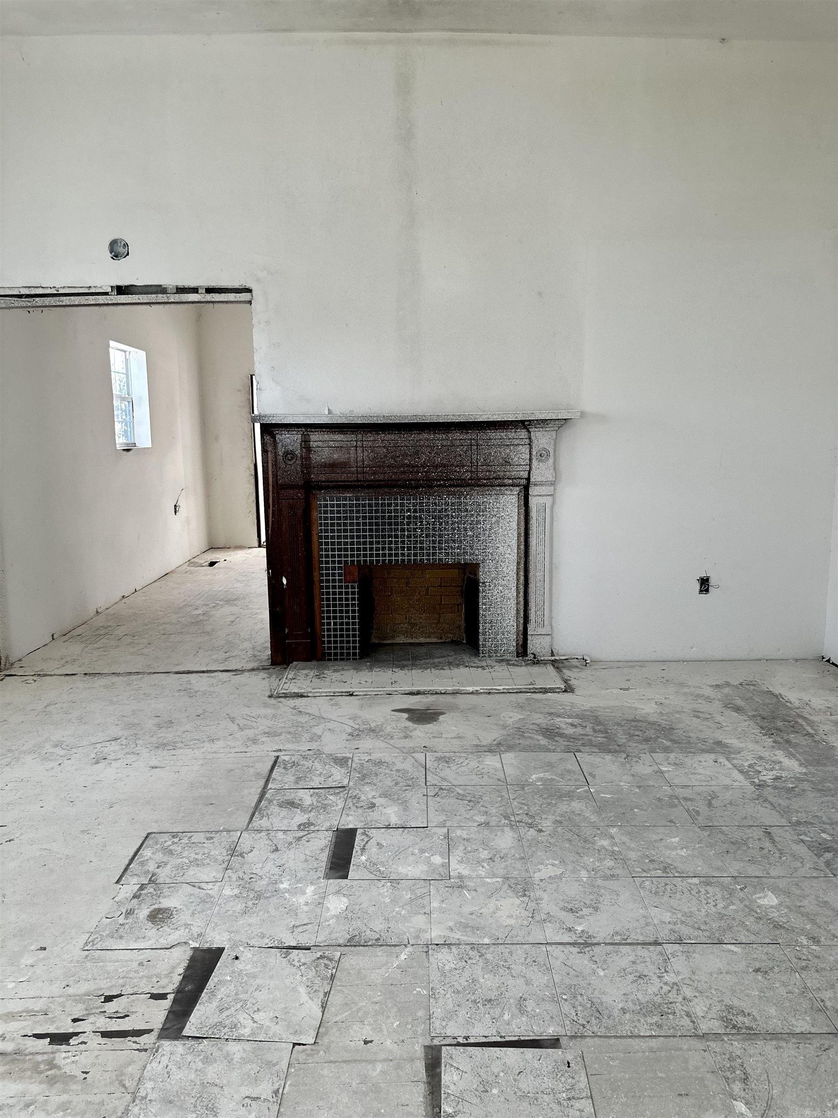 1502 W 2ND  Pine Bluff, AR