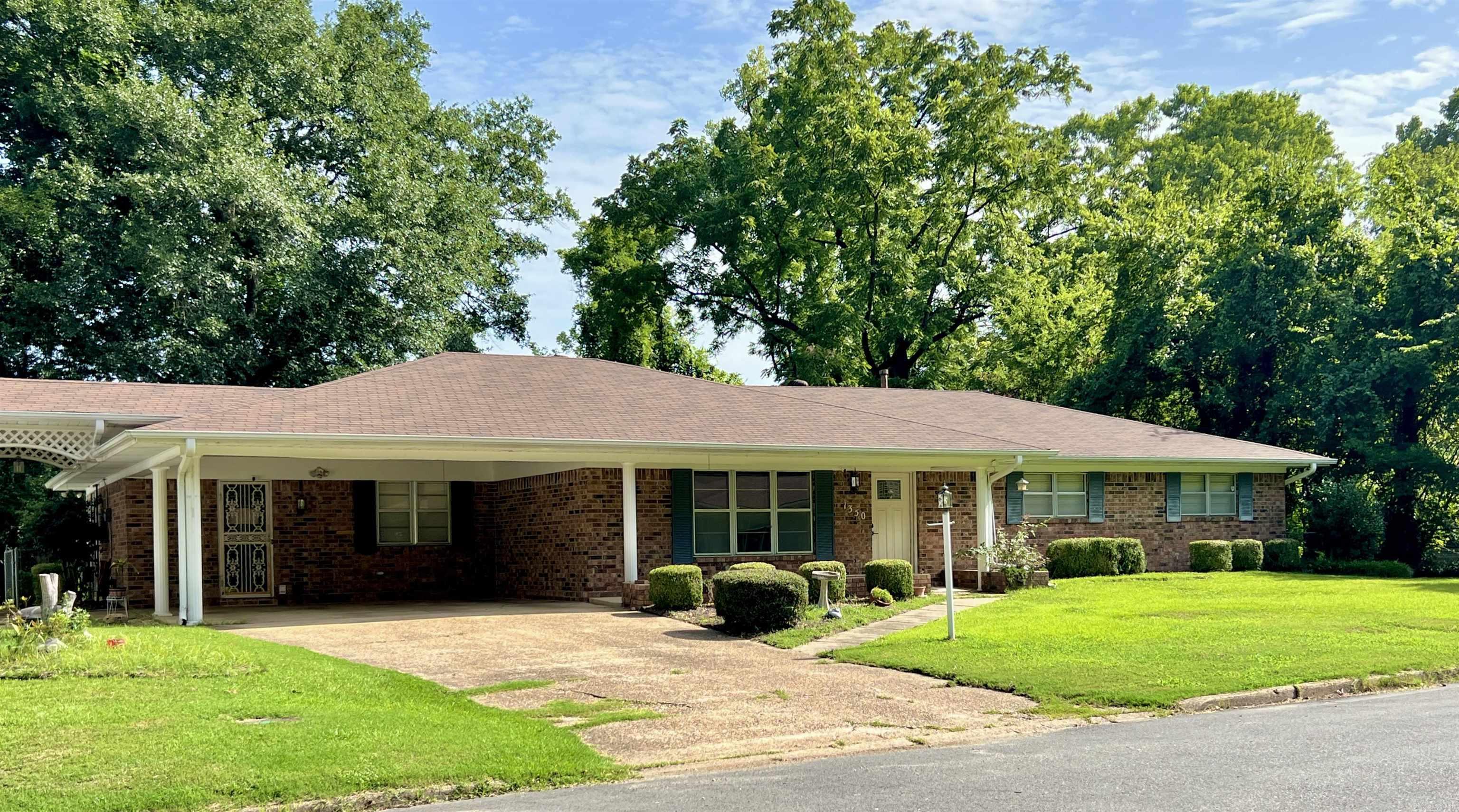 1350 Lee  Arkadelphia, AR