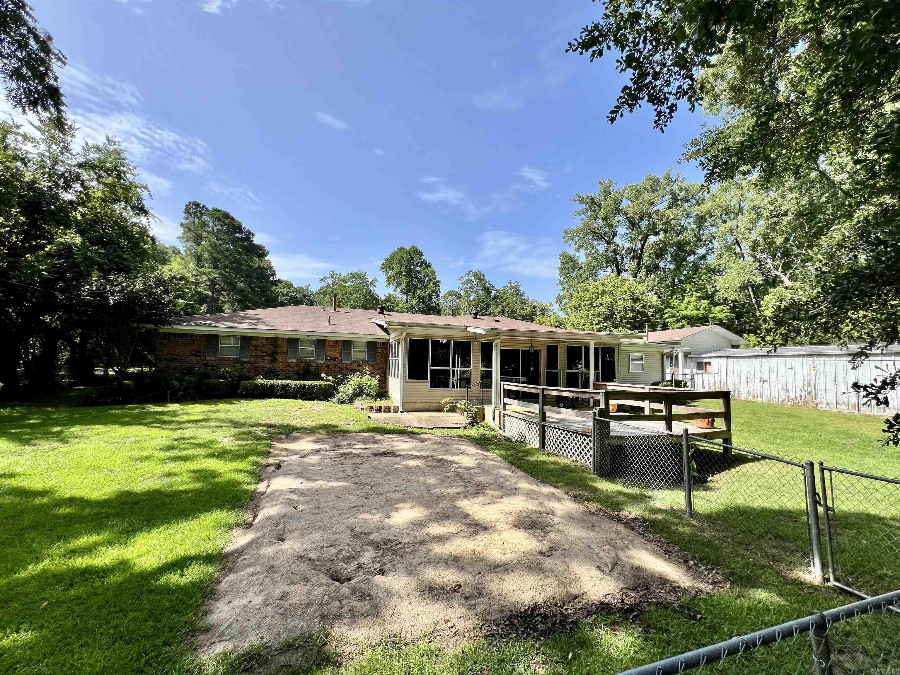 1350 Lee  Arkadelphia, AR