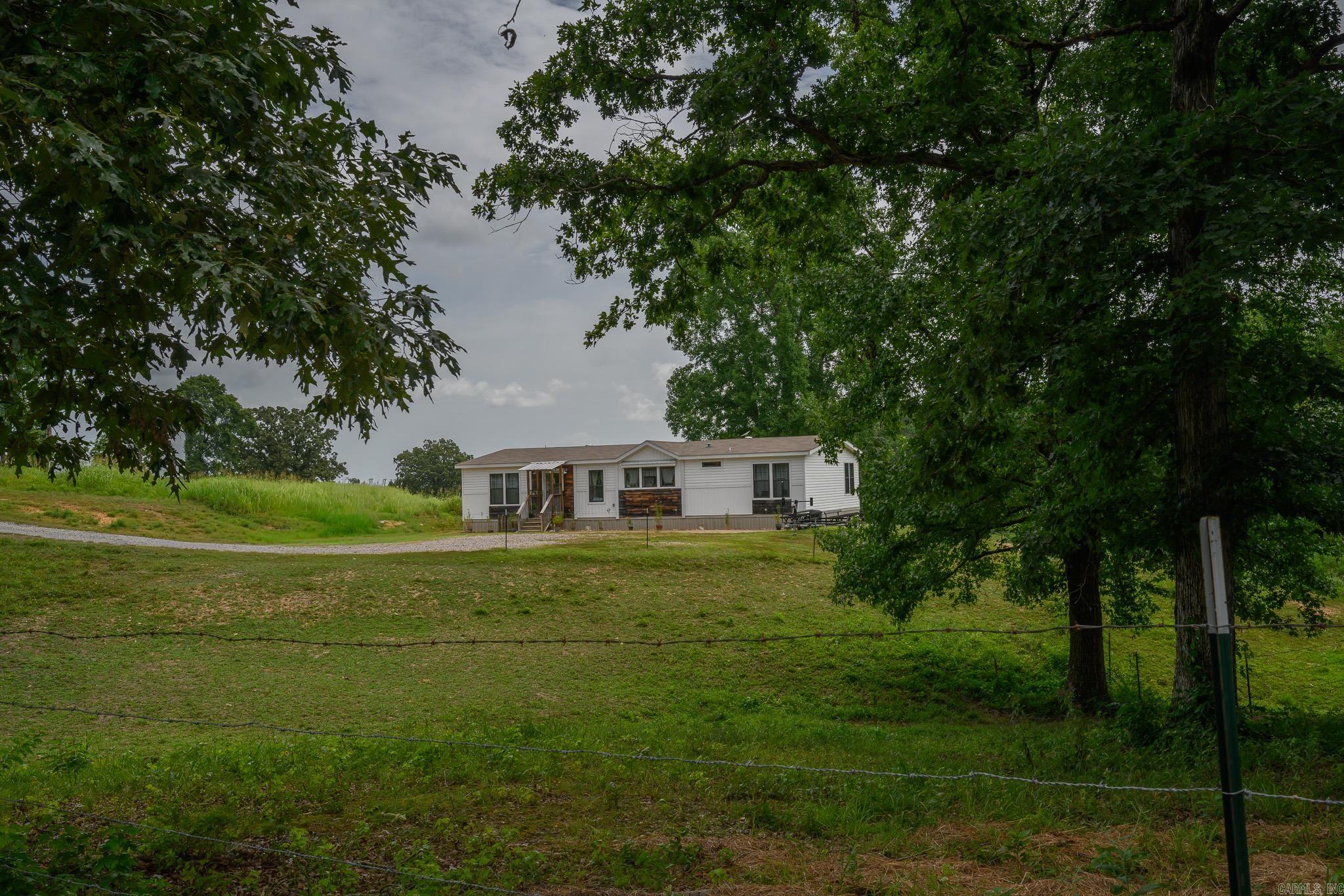 938 Ballpark Road  Mount Ida, AR