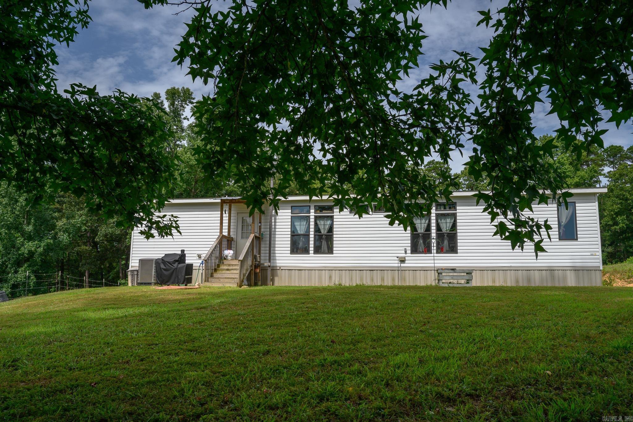 938 Ballpark Road  Mount Ida, AR