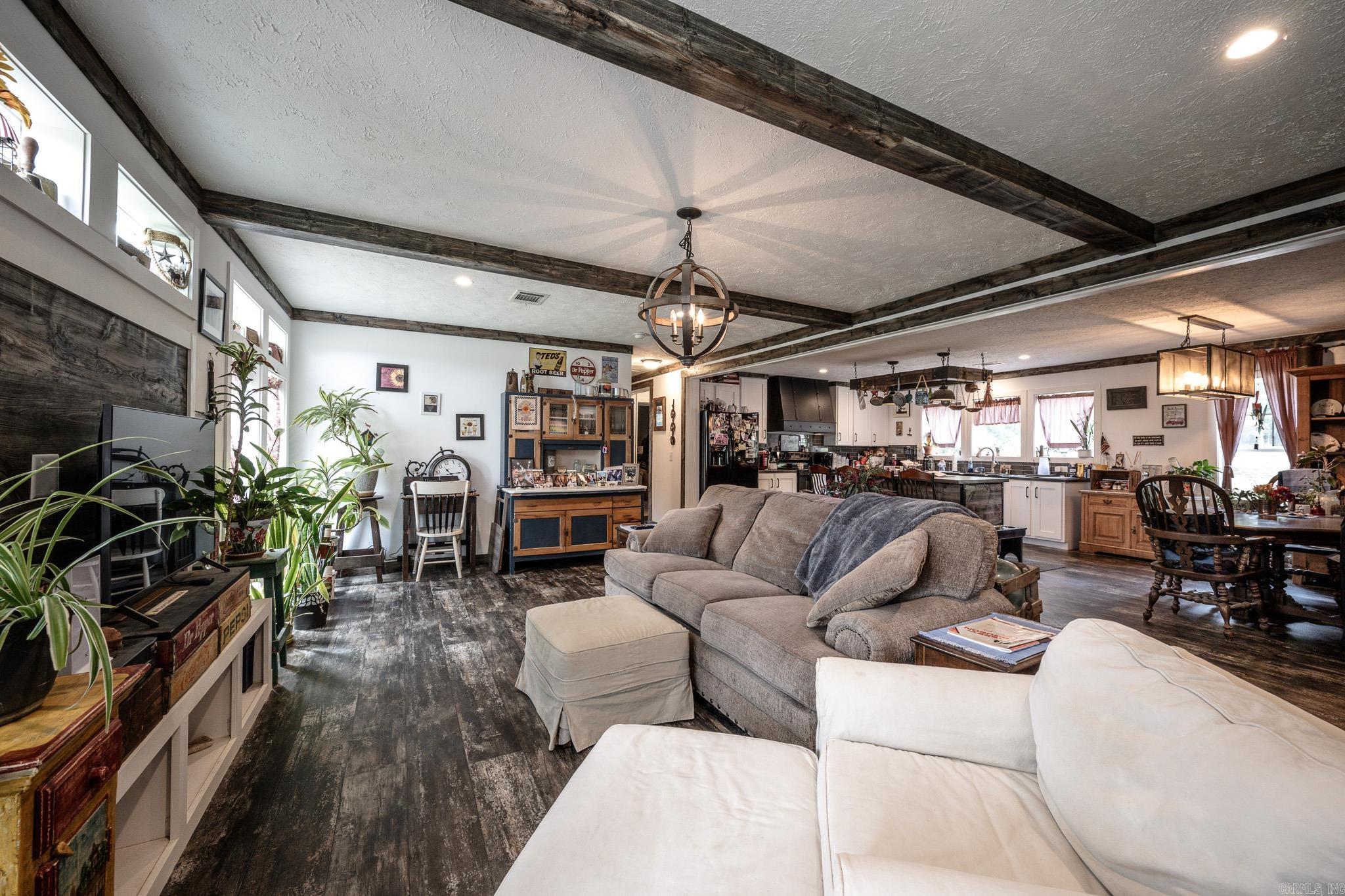 938 Ballpark Road  Mount Ida, AR