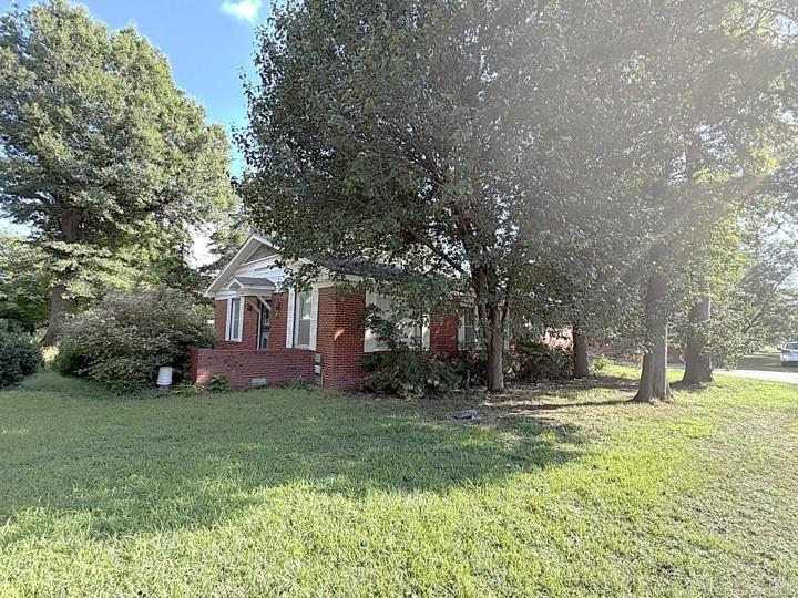 400 E Nichols  England, AR