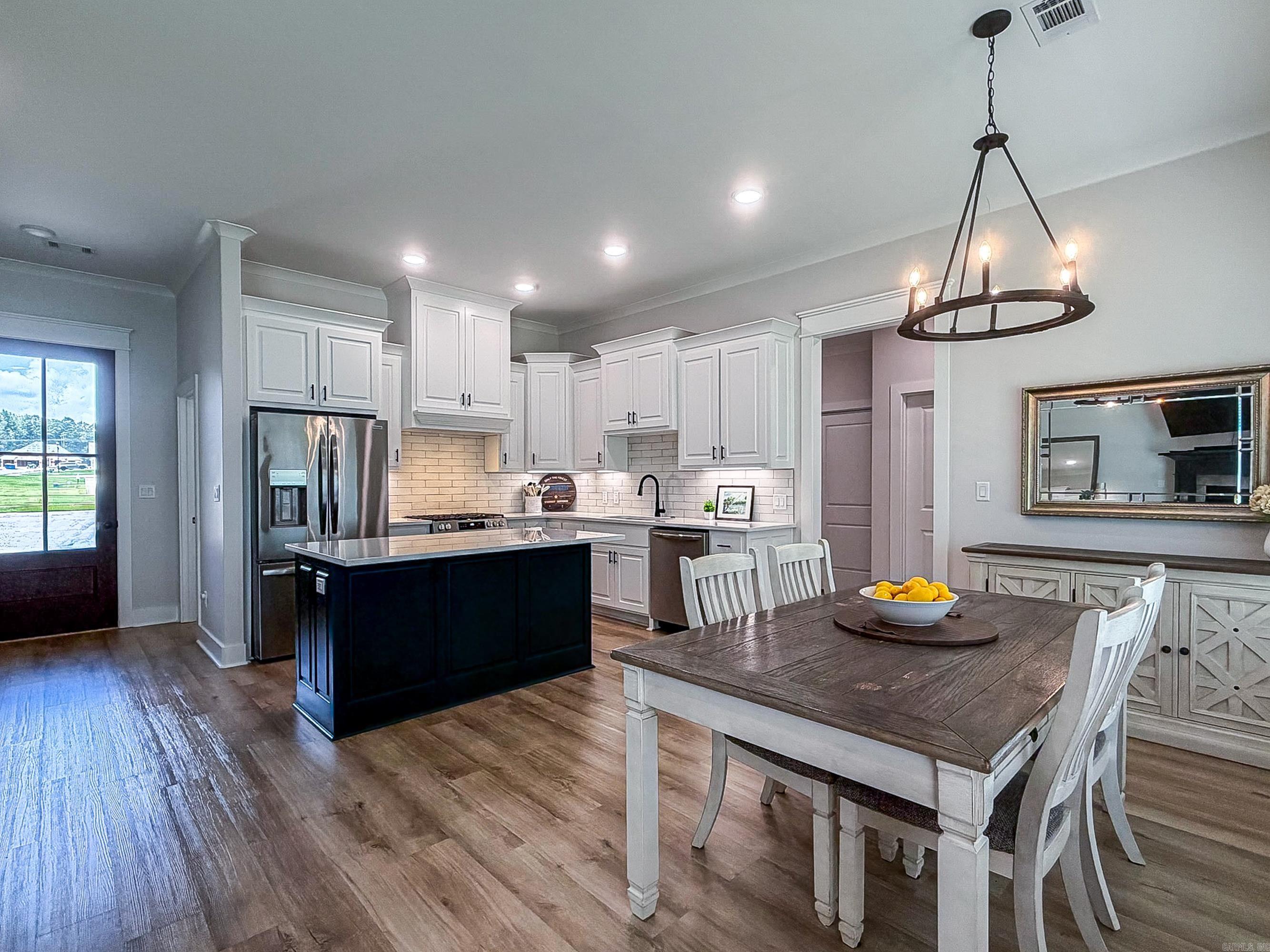 166 Roman Heights  Alexander, AR
