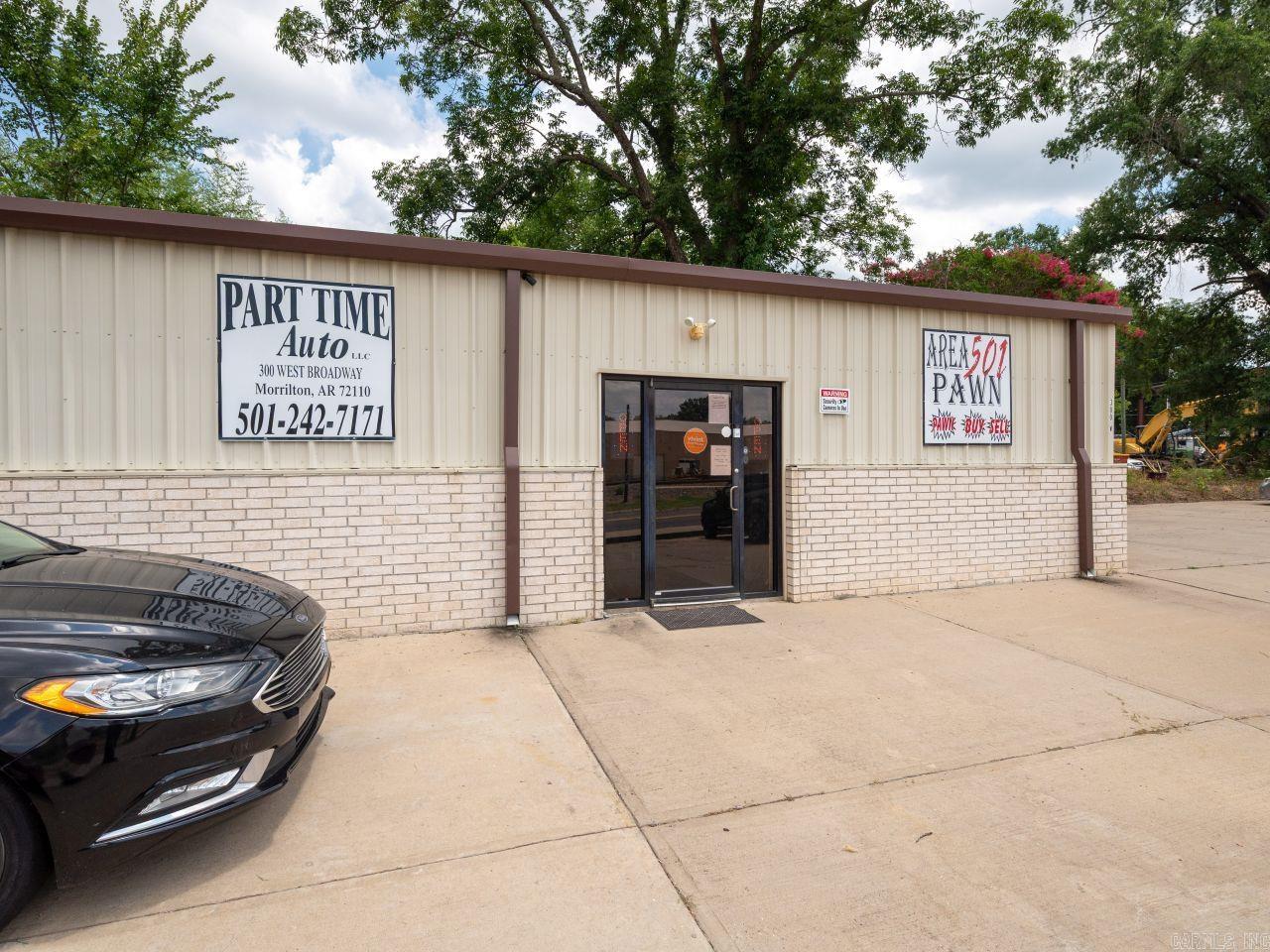 300 W Broadway  Morrilton, AR