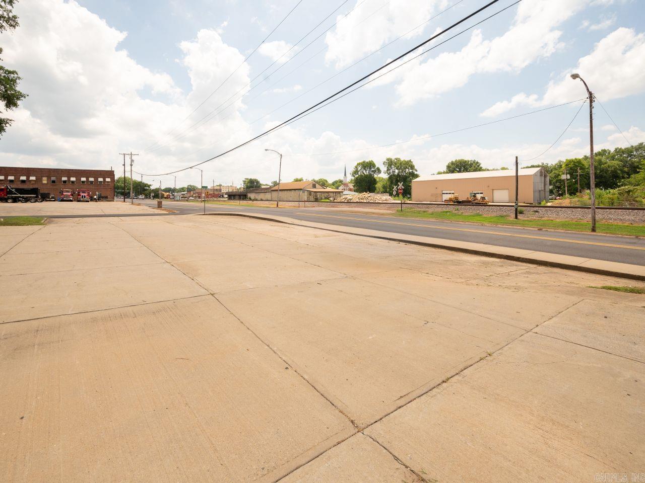300 W Broadway  Morrilton, AR