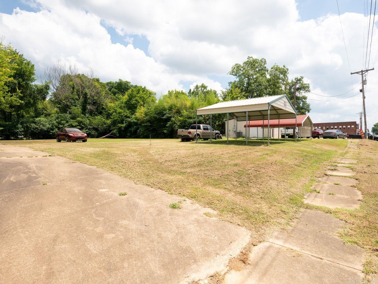 300 W Broadway  Morrilton, AR