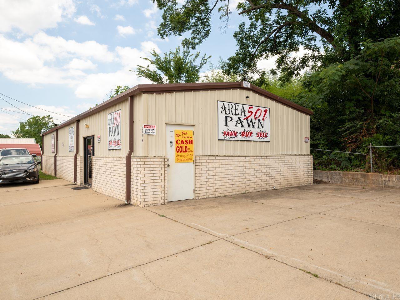 300 W Broadway  Morrilton, AR