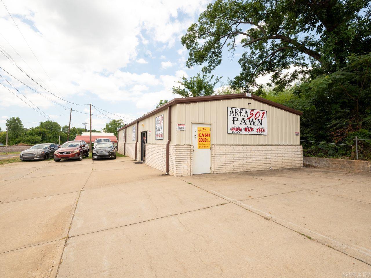 300 W Broadway  Morrilton, AR