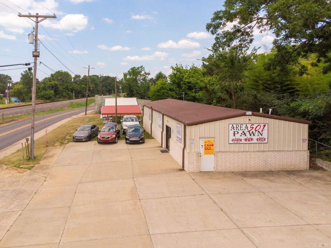 300 W Broadway  Morrilton, AR