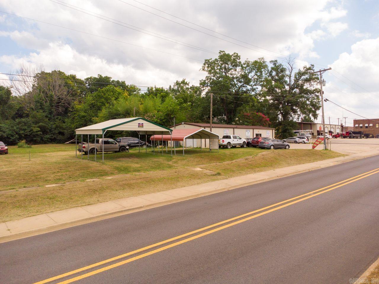 300 W Broadway  Morrilton, AR