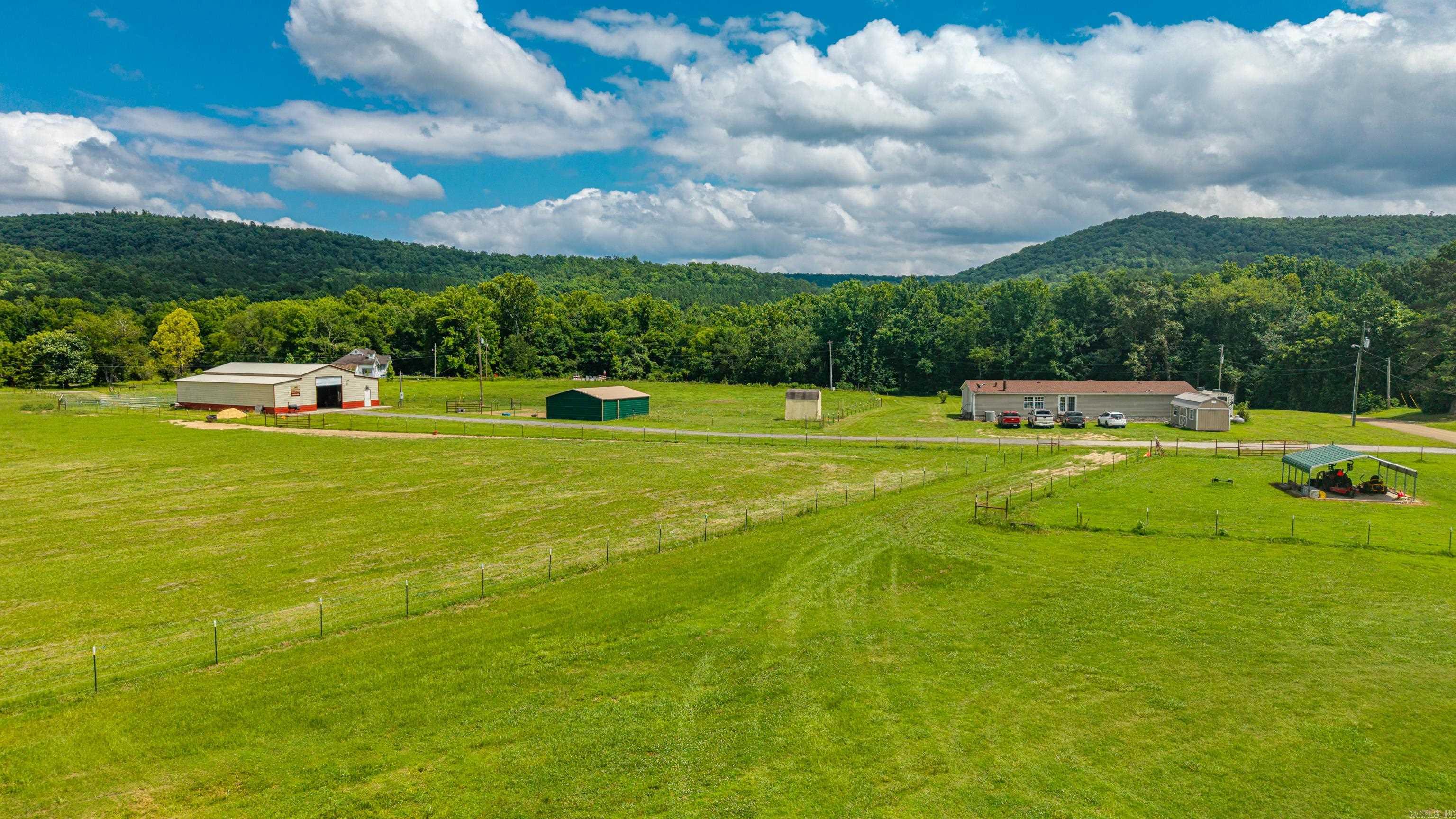 140  Sentinel  Mountain Pine, AR