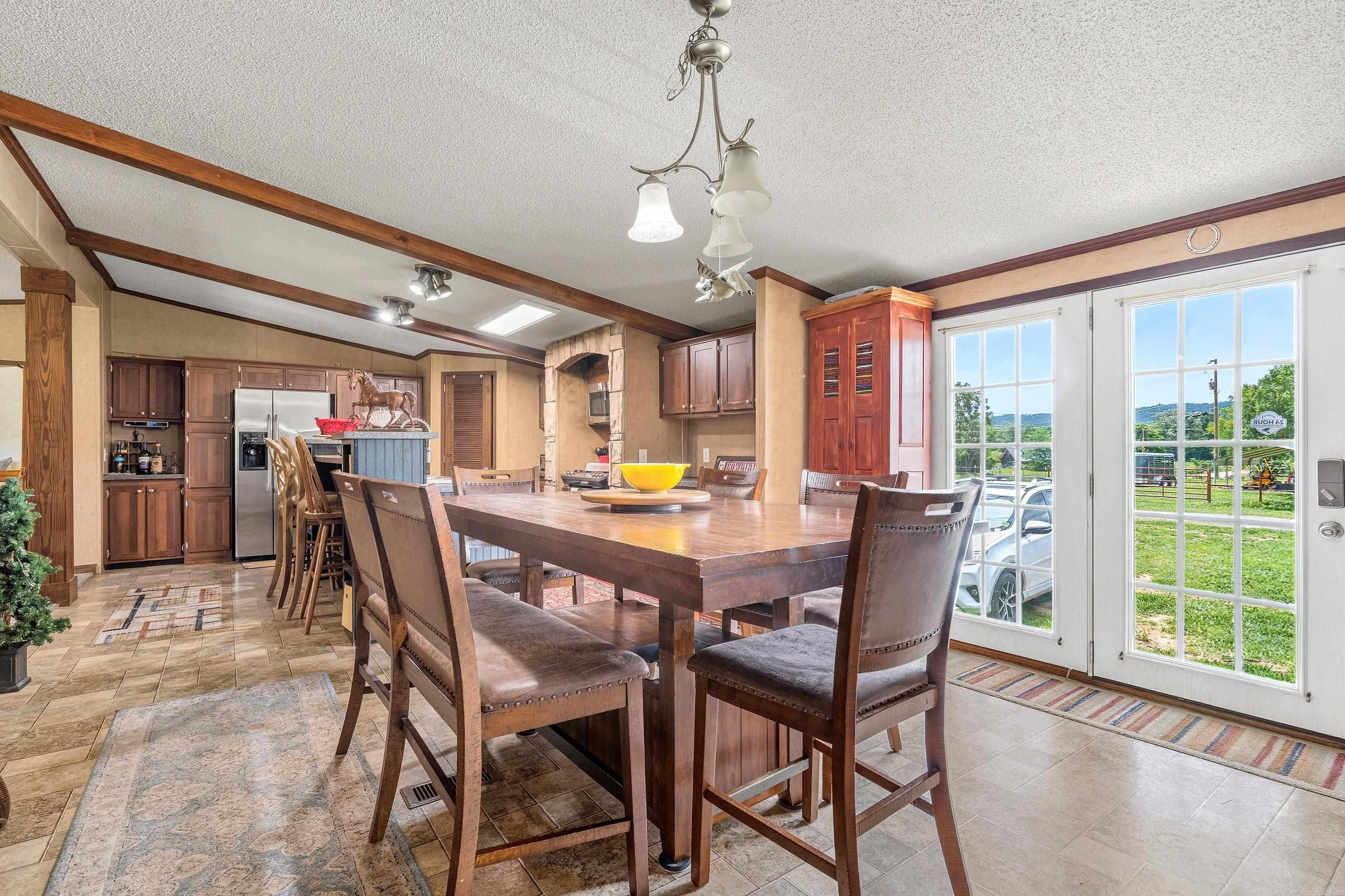 140 Sentinel  Mountain Pine, AR