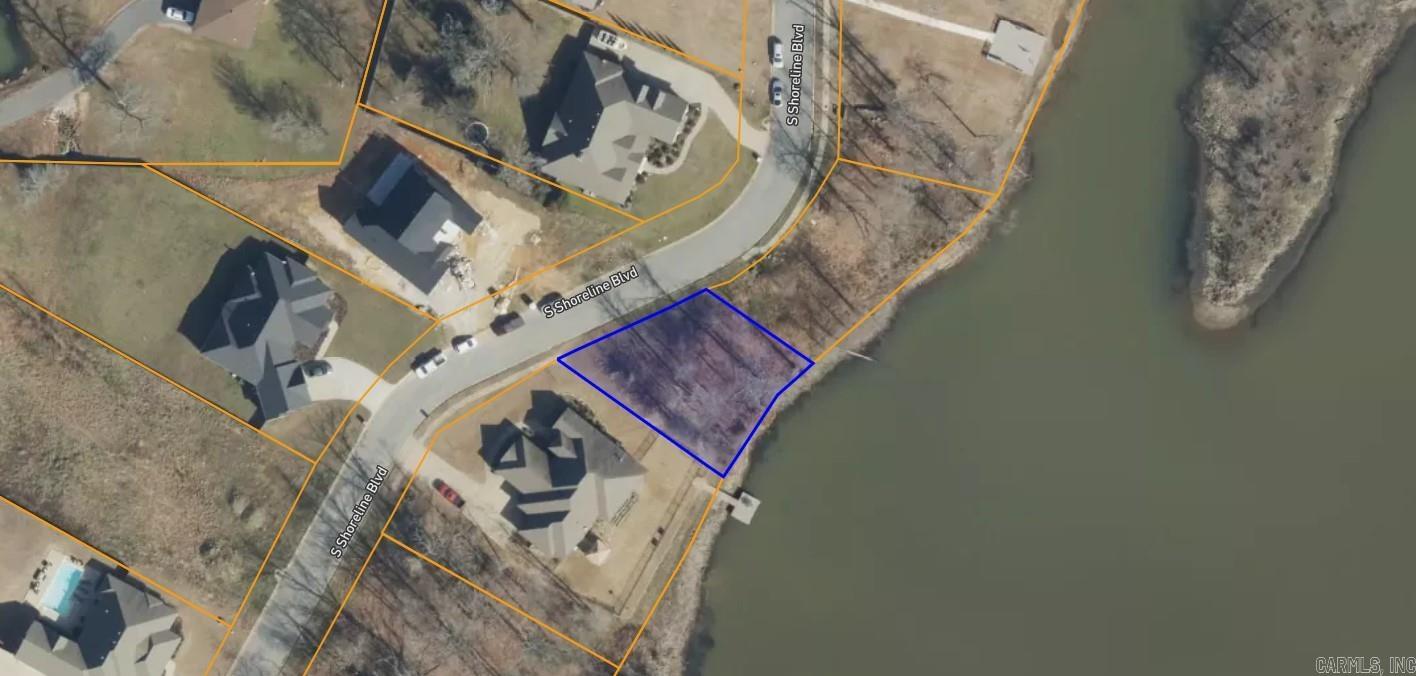 7538 S Shoreline  Benton, AR