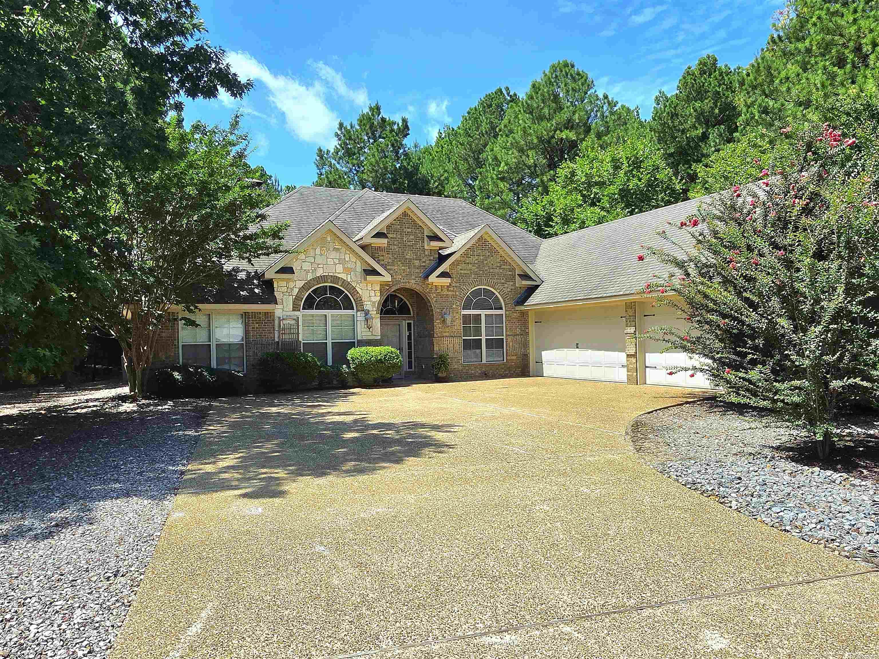42 Manzanares Drive  Hot Springs Village, AR