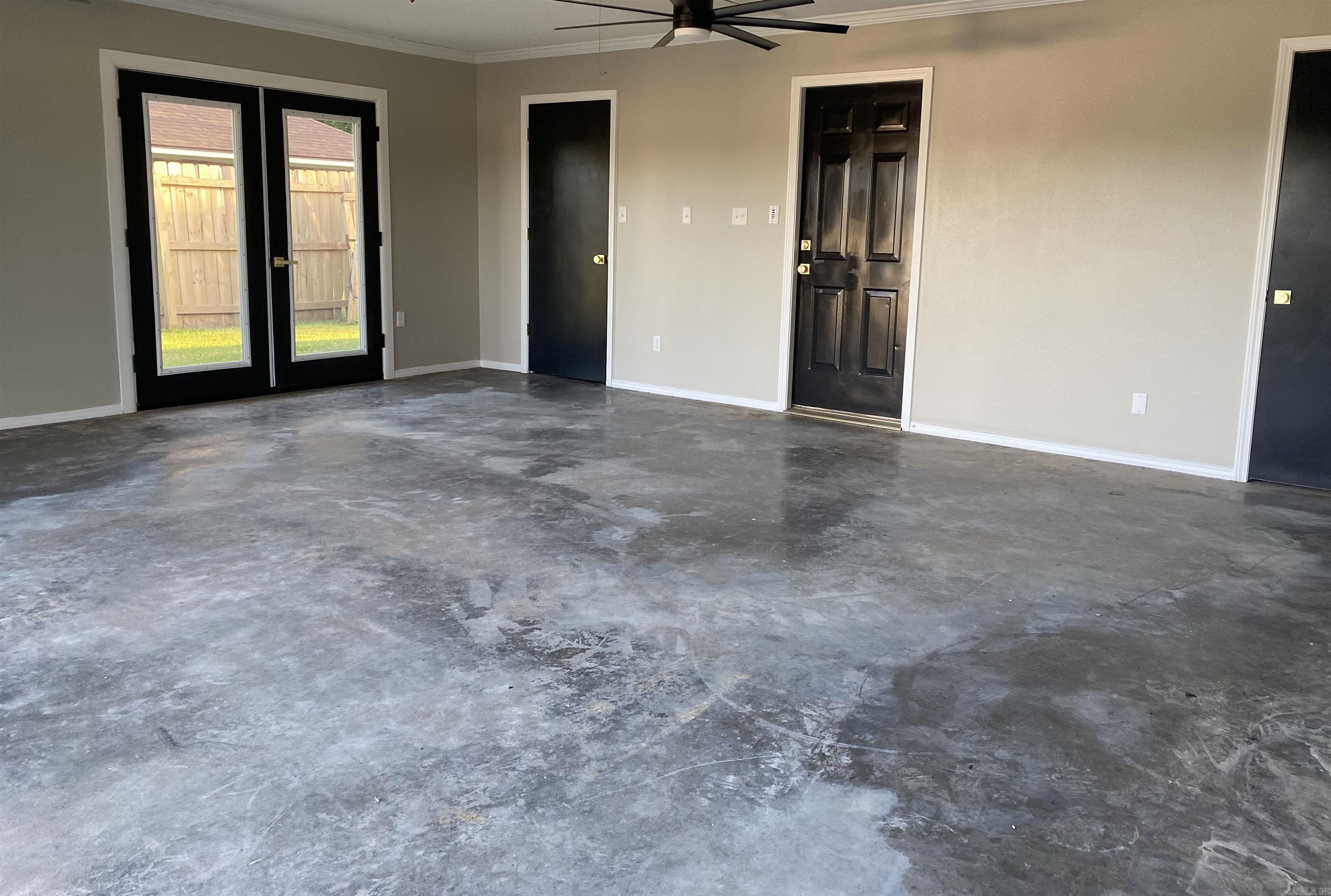 207 Willow Way  Clarksville, AR