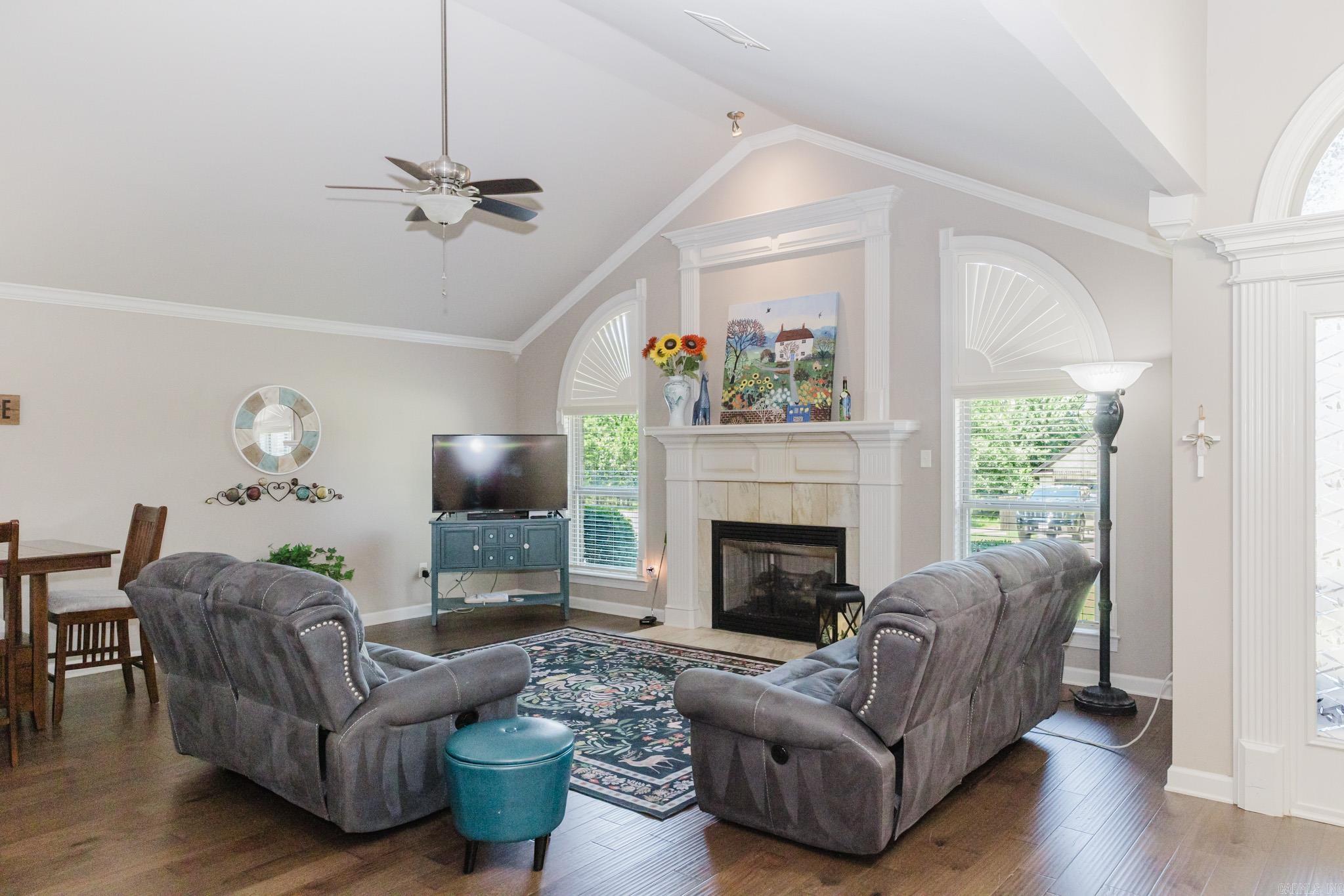 102 Majestic  Maumelle, AR