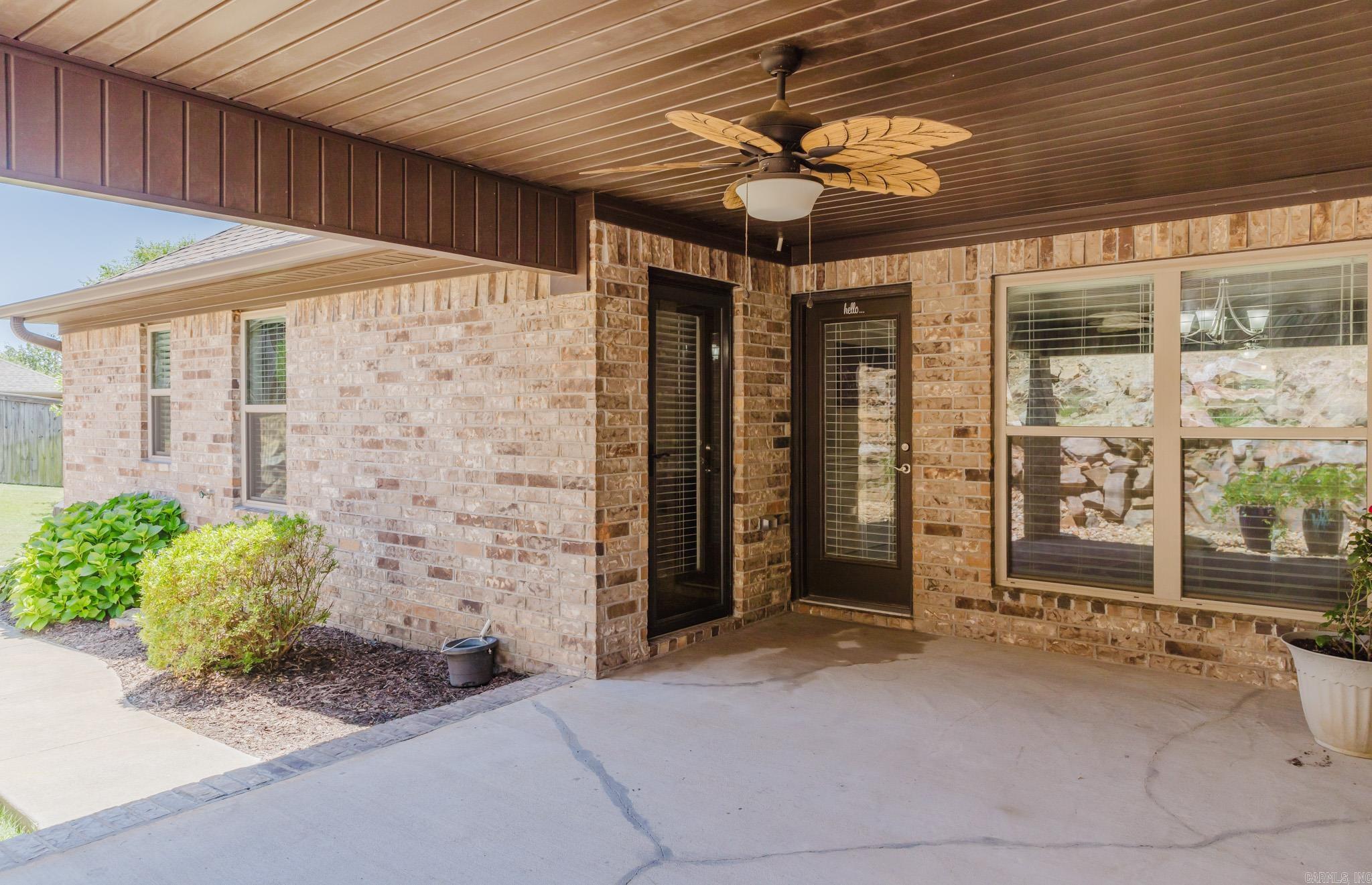 102 Majestic  Maumelle, AR
