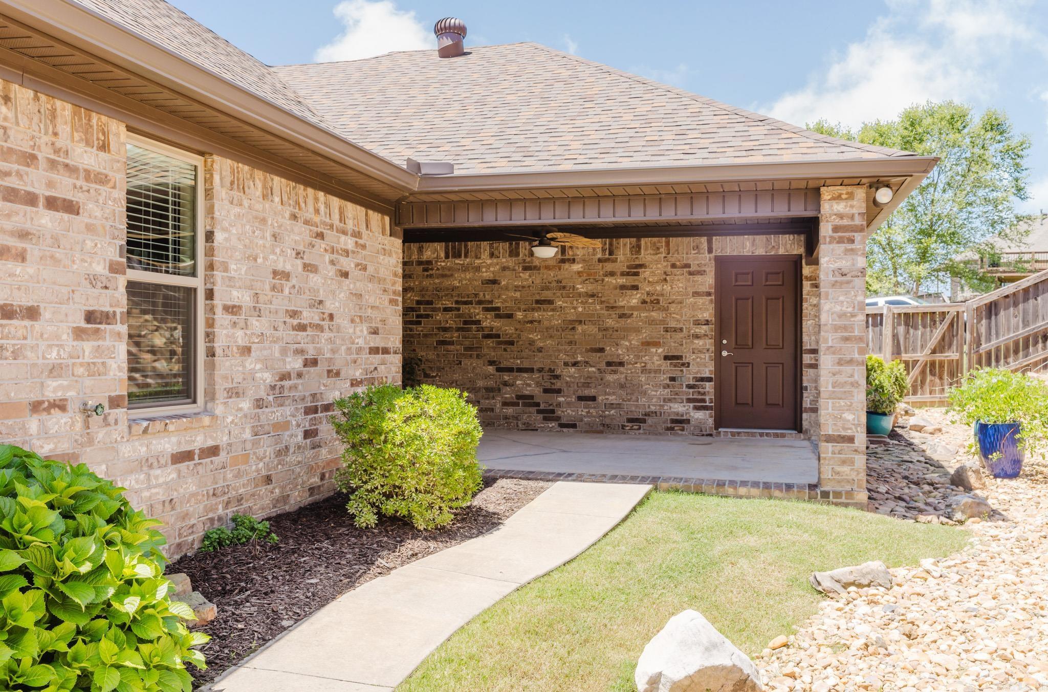 102 Majestic  Maumelle, AR