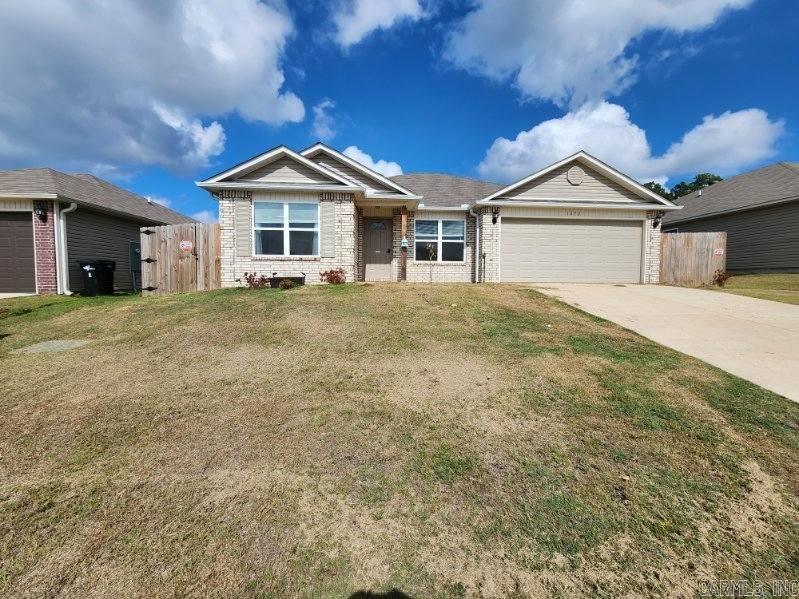1072 Huntington  Benton, AR