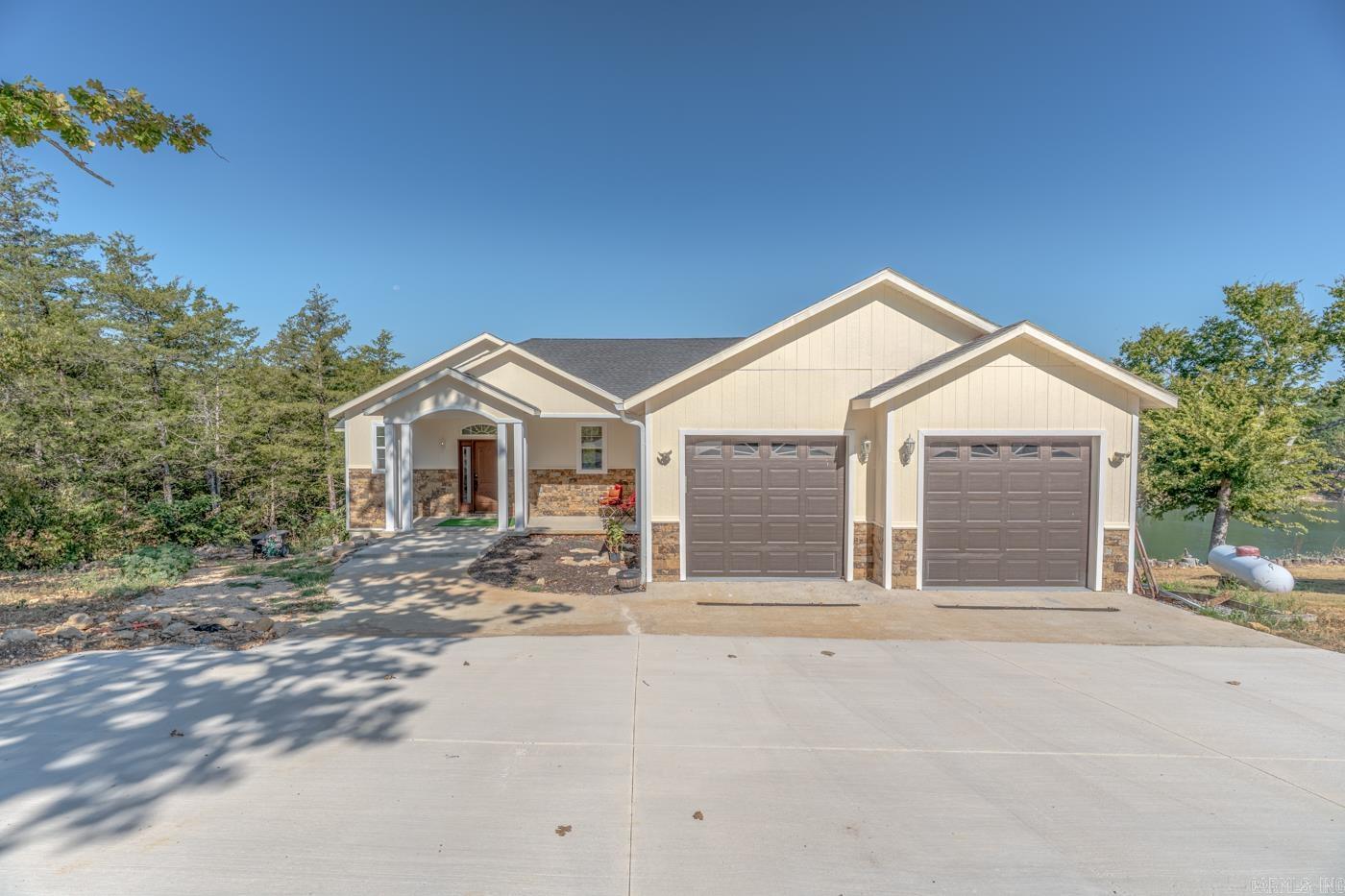 89 Wyandotte  Cherokee Village, AR