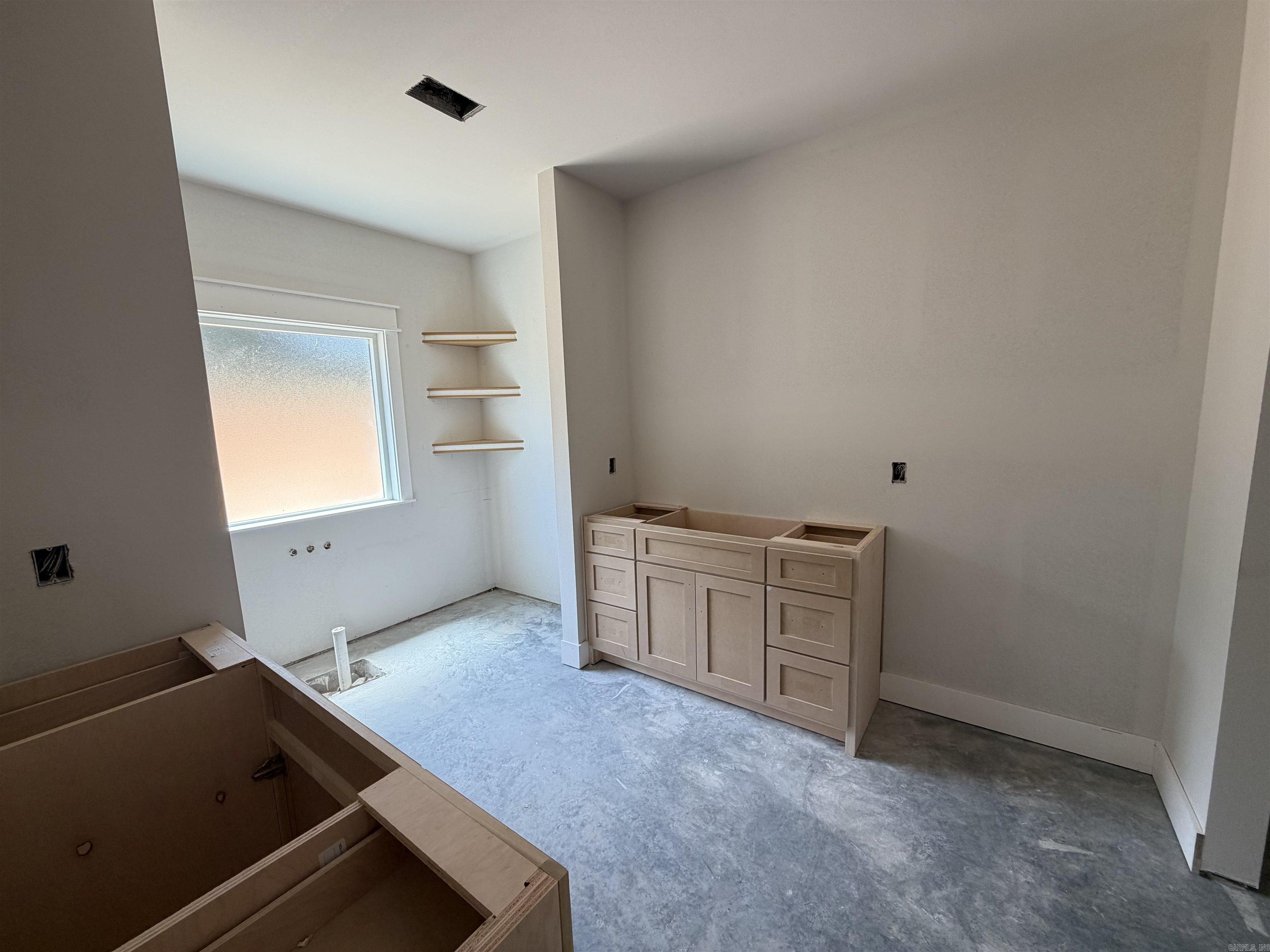 1136 Duke  Bauxite, AR