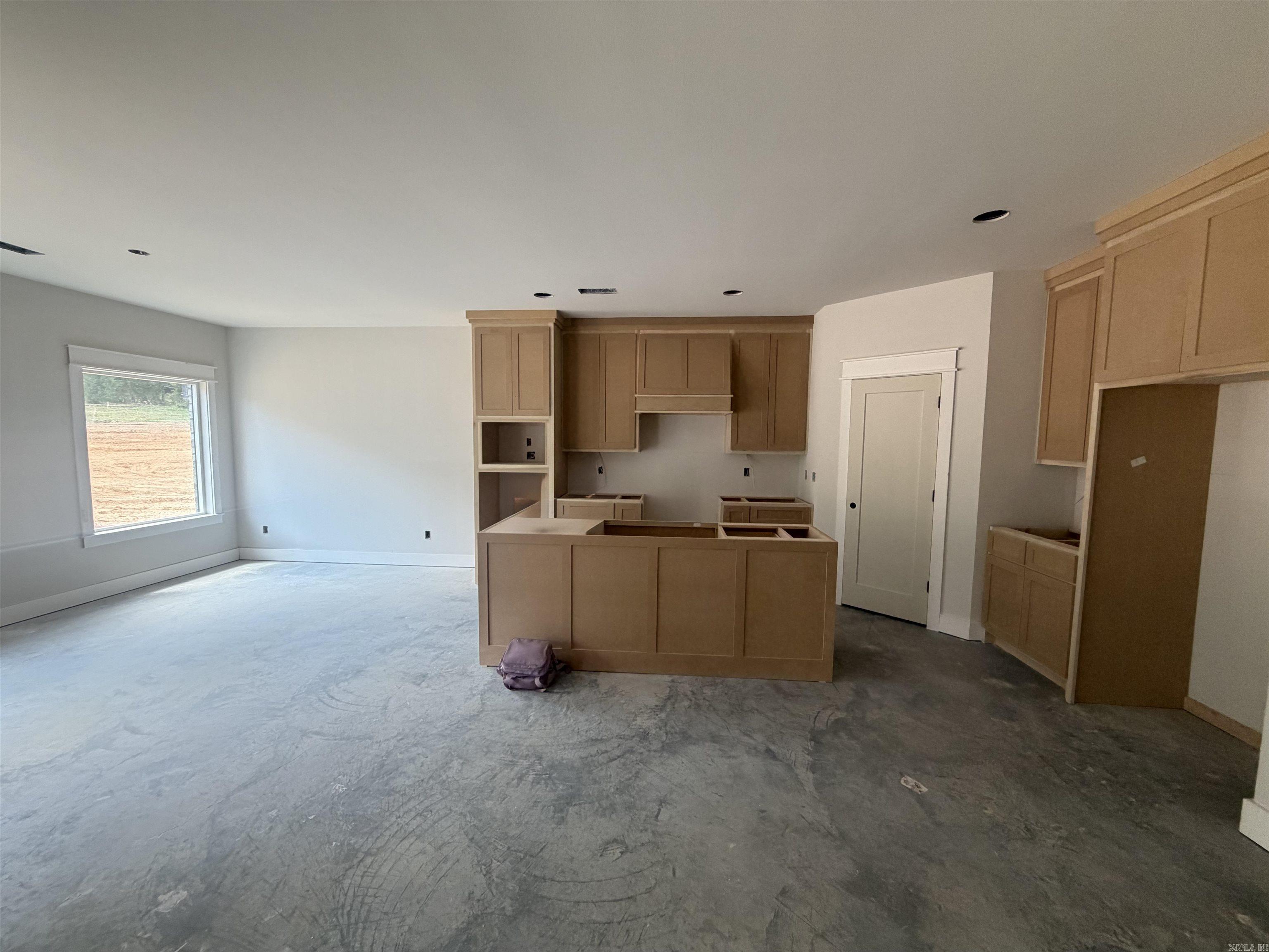 1136 Duke  Bauxite, AR