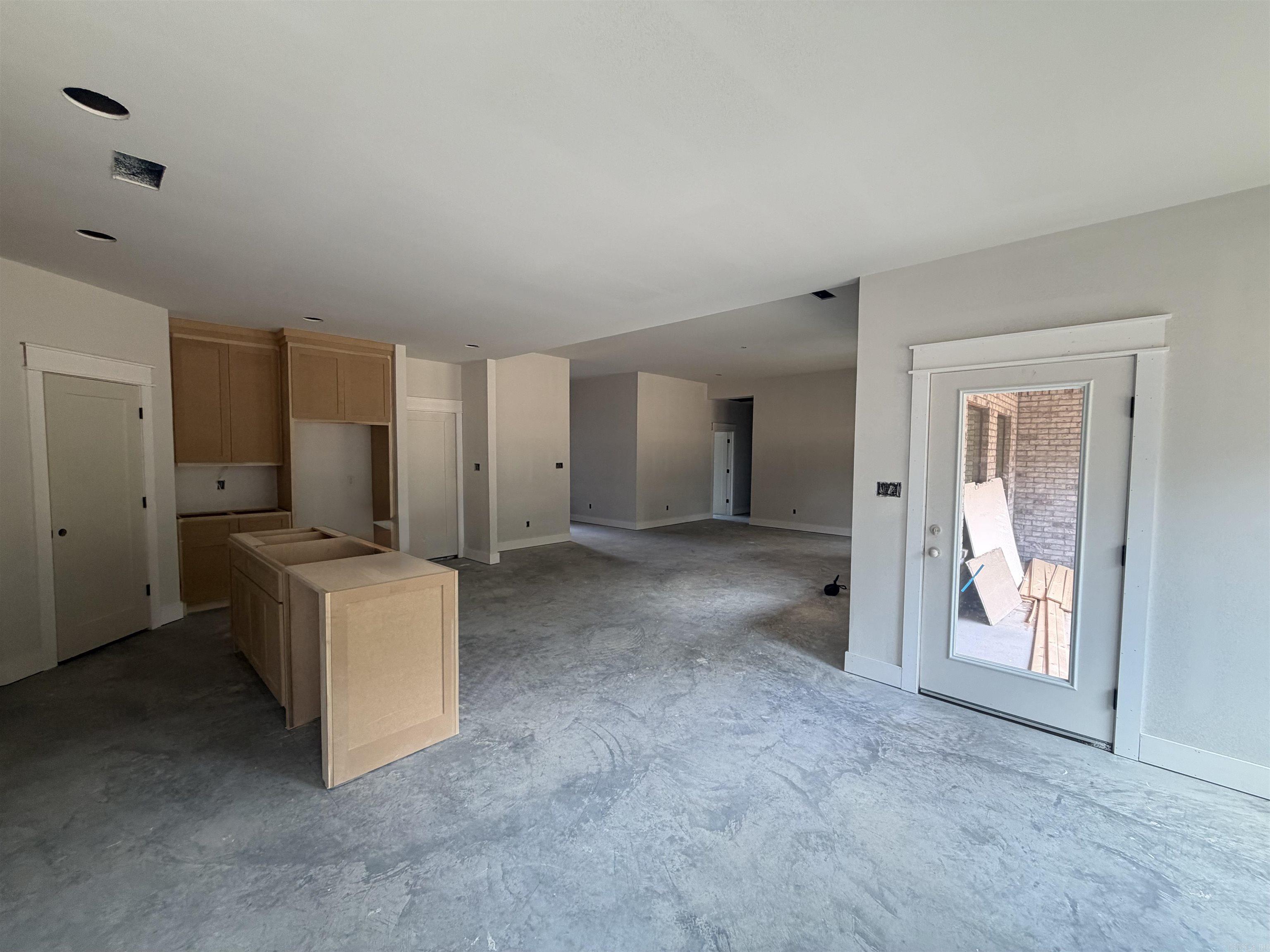 1136 Duke  Bauxite, AR