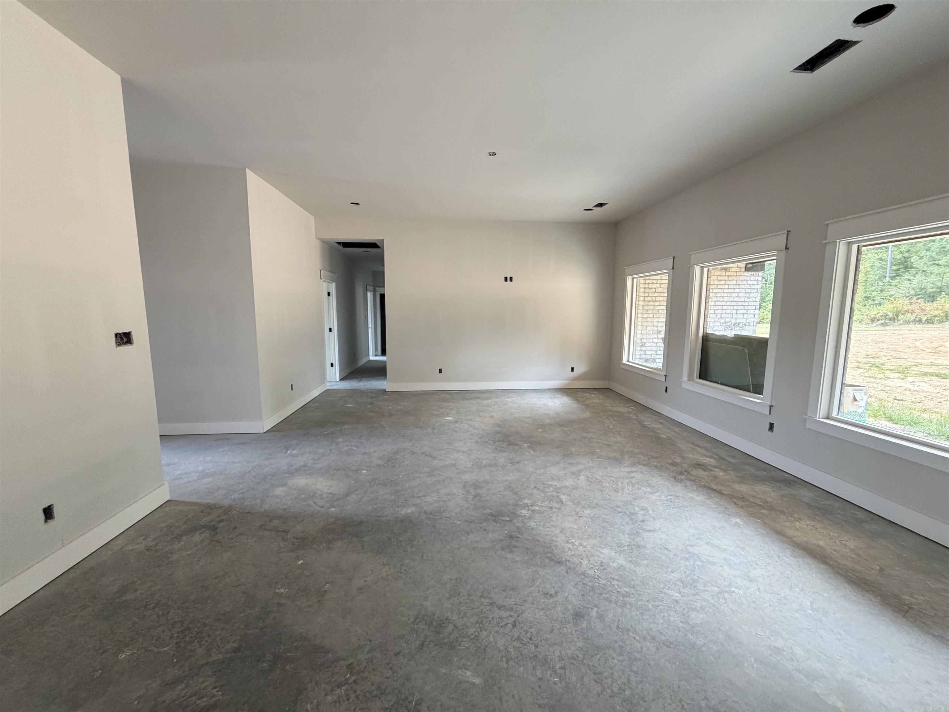 1136 Duke  Bauxite, AR