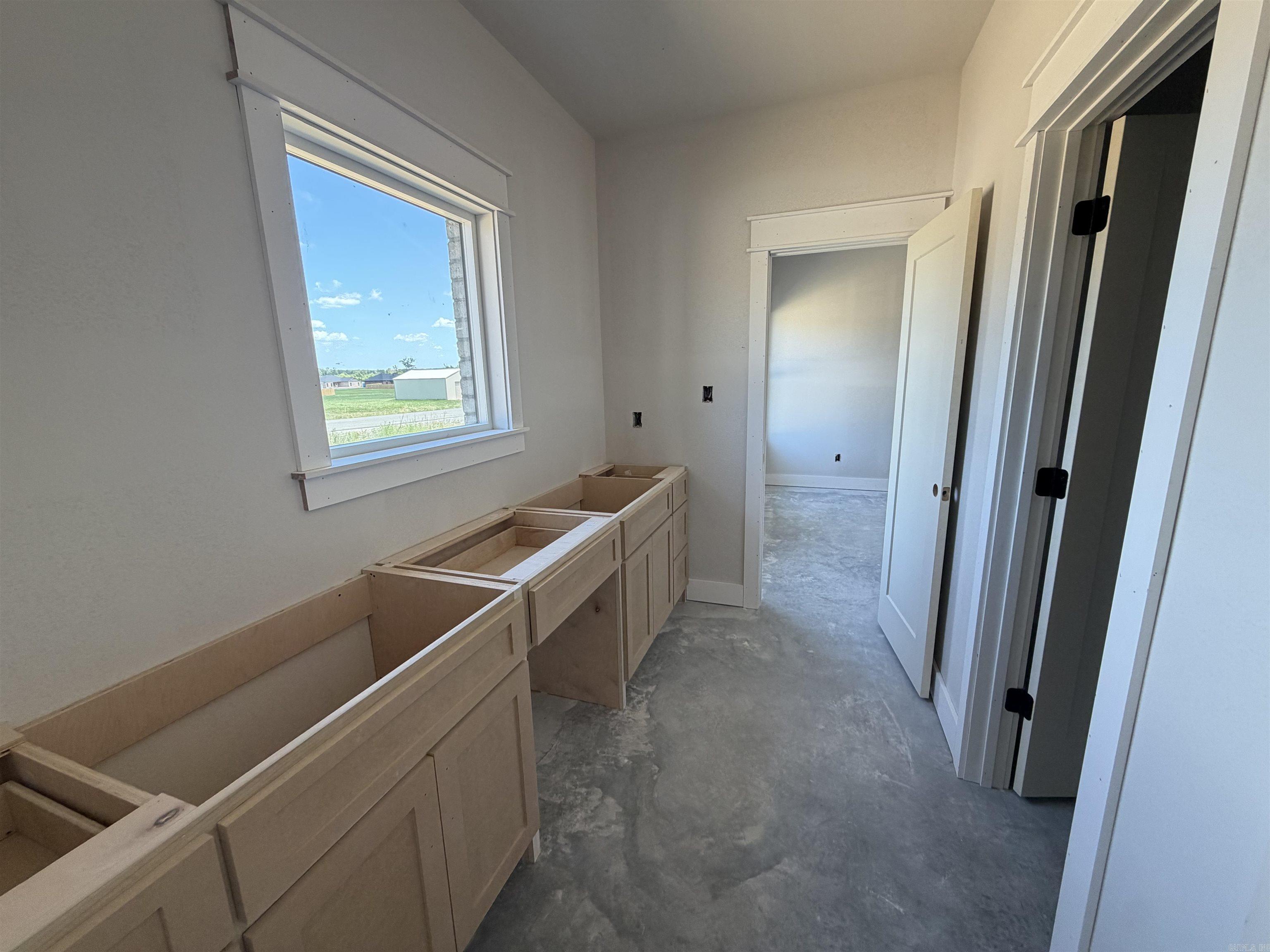 1136 Duke  Bauxite, AR