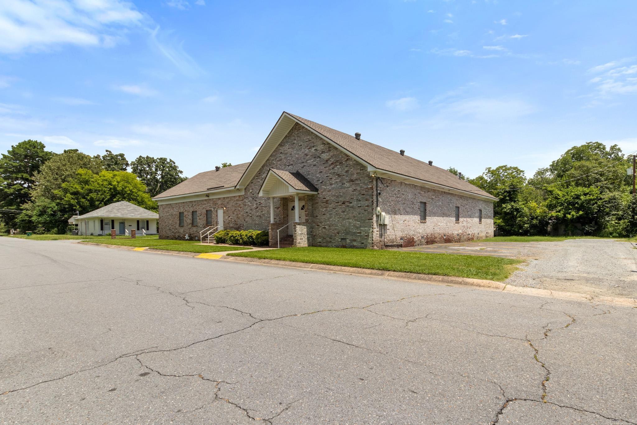 1424 W Long 17th  North Little Rock, AR