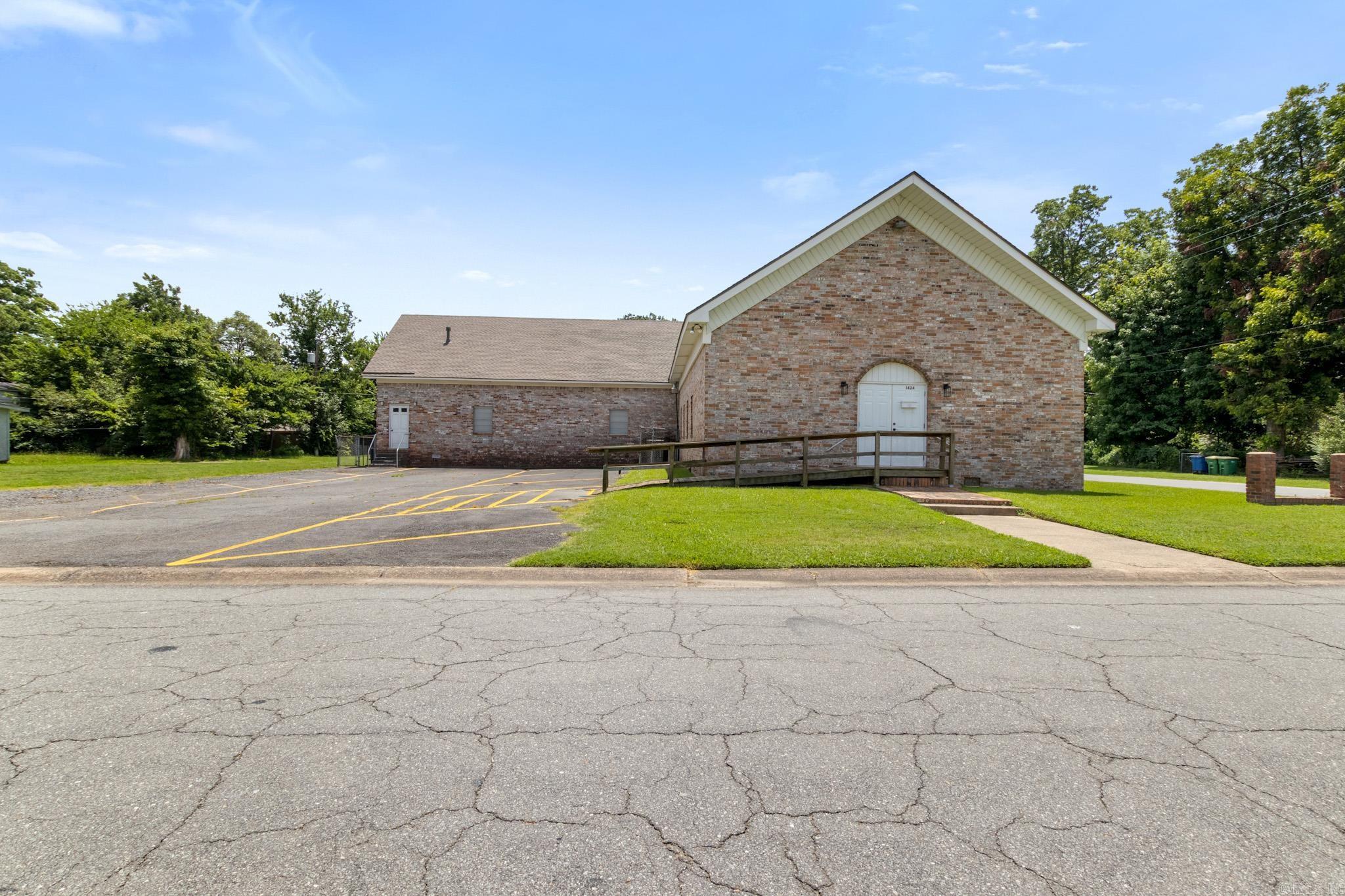 1424 W Long 17th  North Little Rock, AR