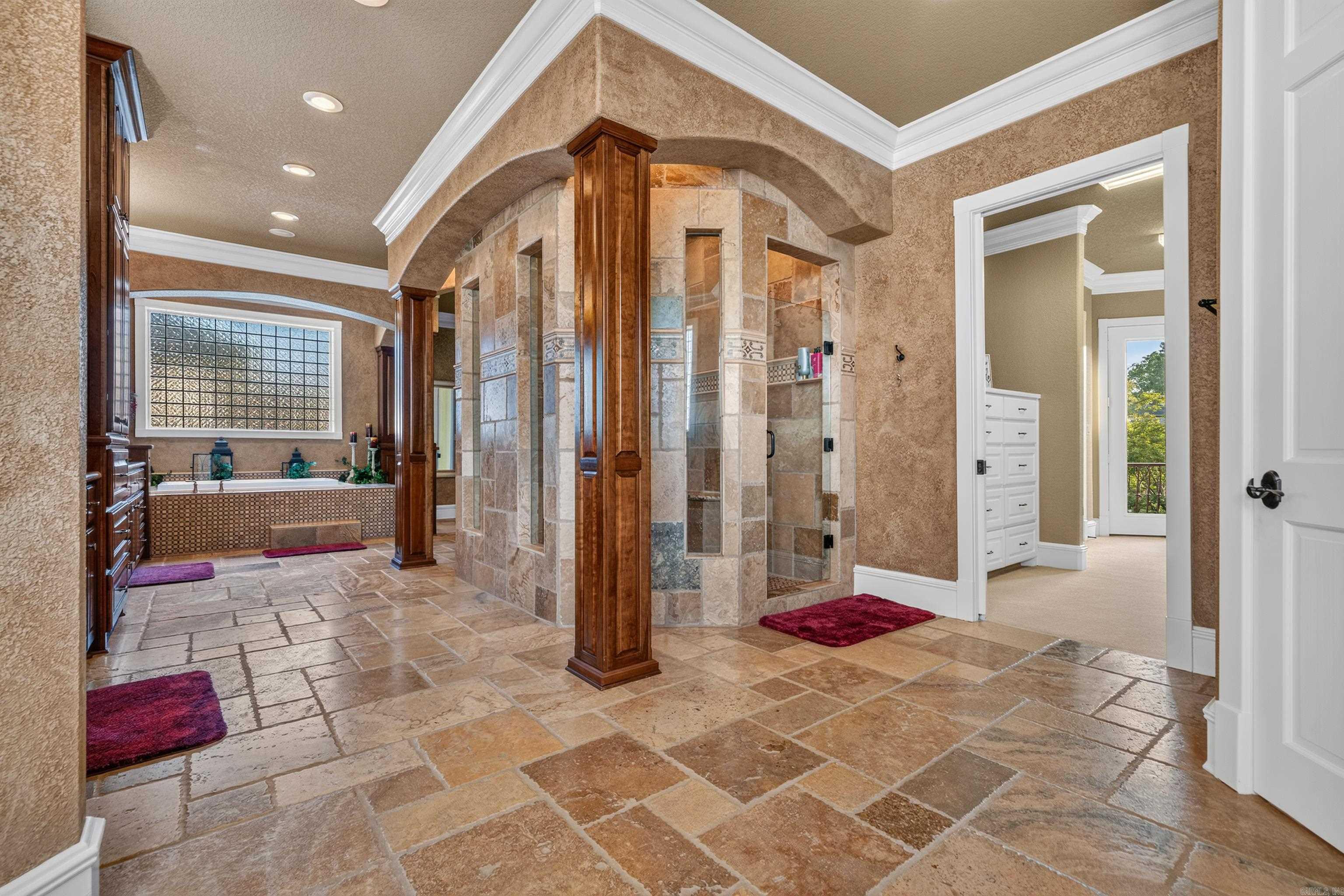 331 Paradise  Hot Springs, AR