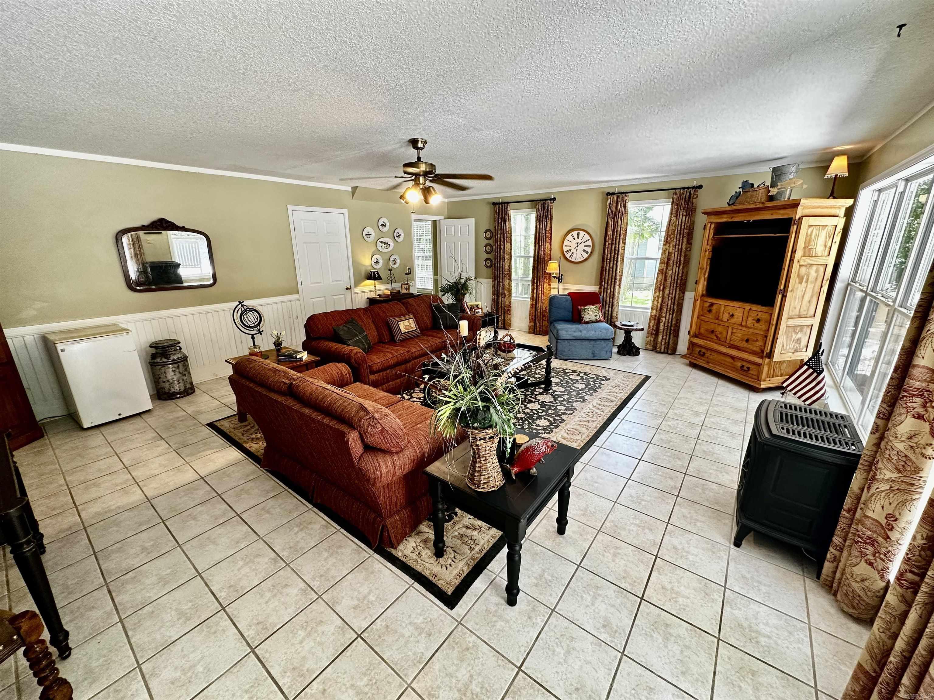 299 Buck Pond  Mountain View, AR