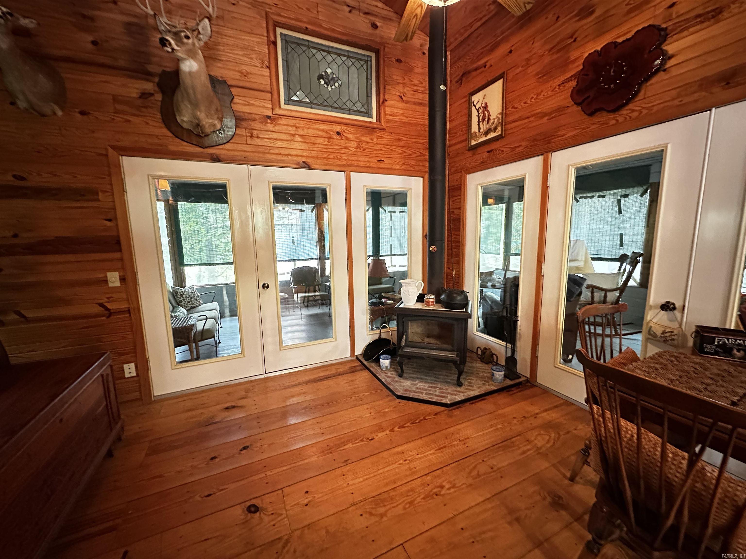 299 Buck Pond  Mountain View, AR