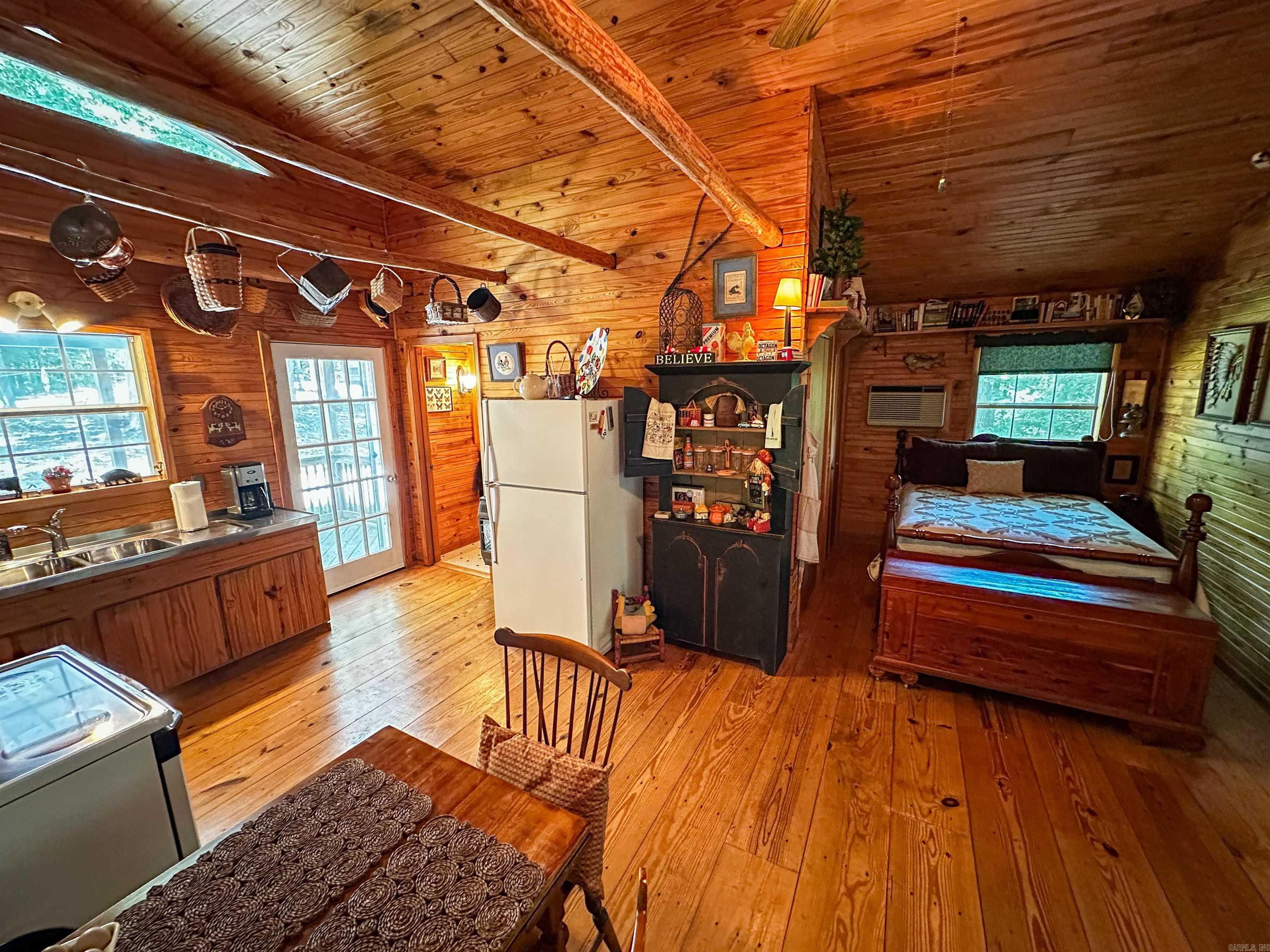 299 Buck Pond  Mountain View, AR