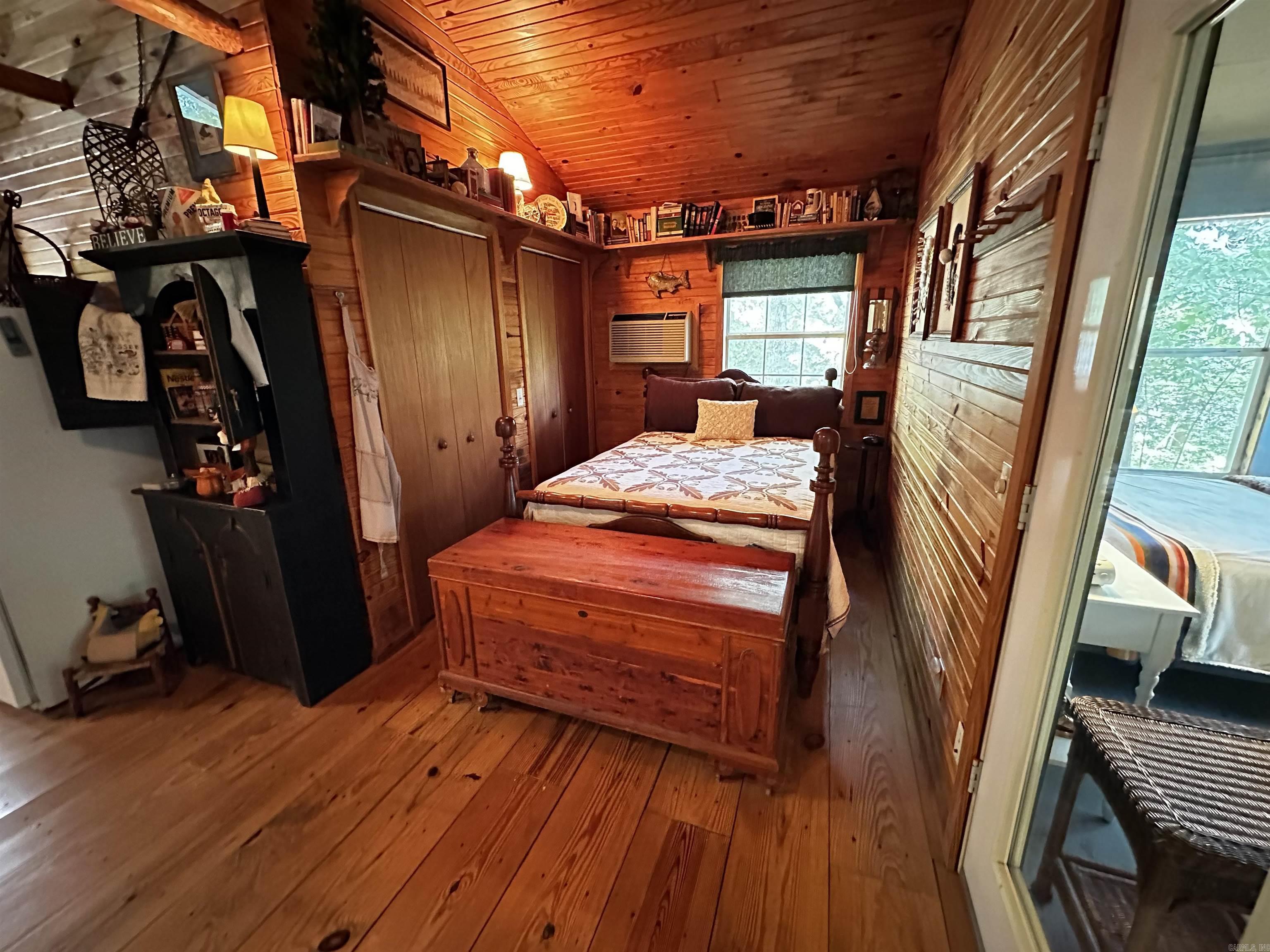 299 Buck Pond  Mountain View, AR