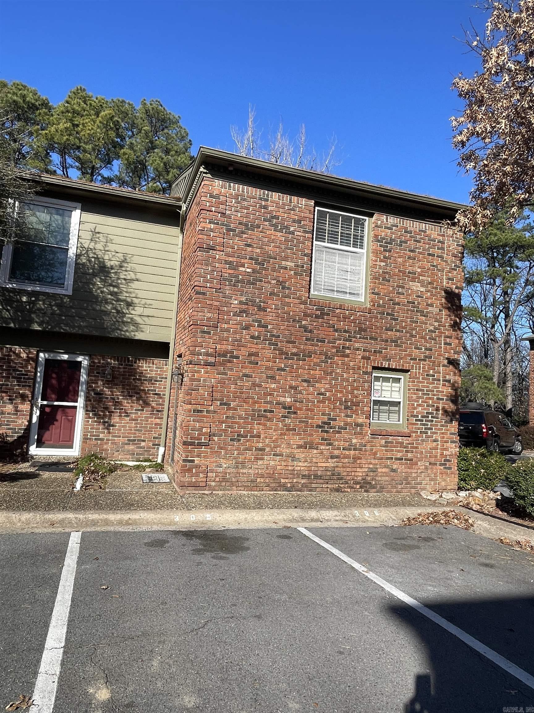 504 Green Mountain Drive  Little Rock, AR