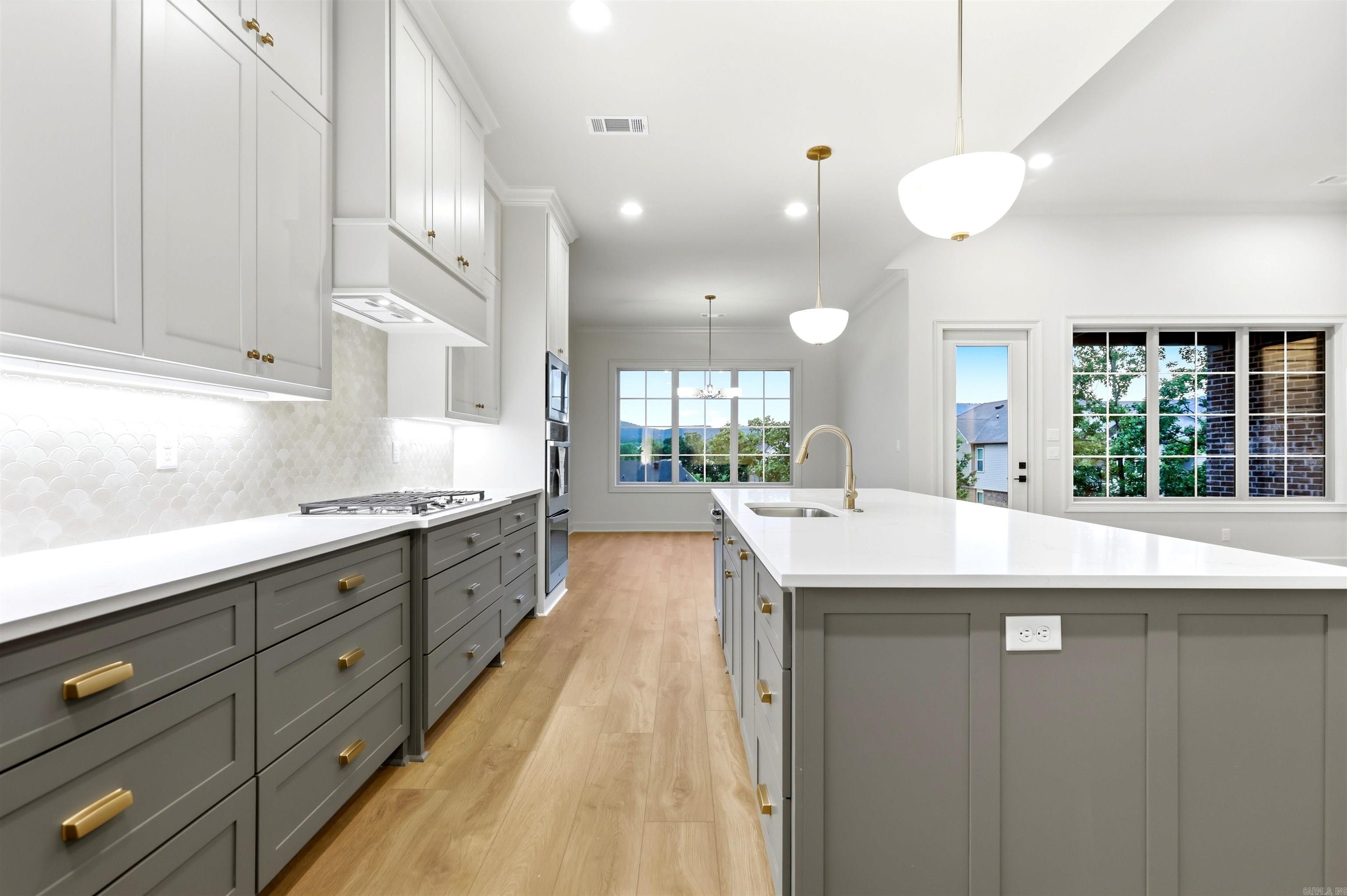 45 Mountain Brook  Little Rock, AR
