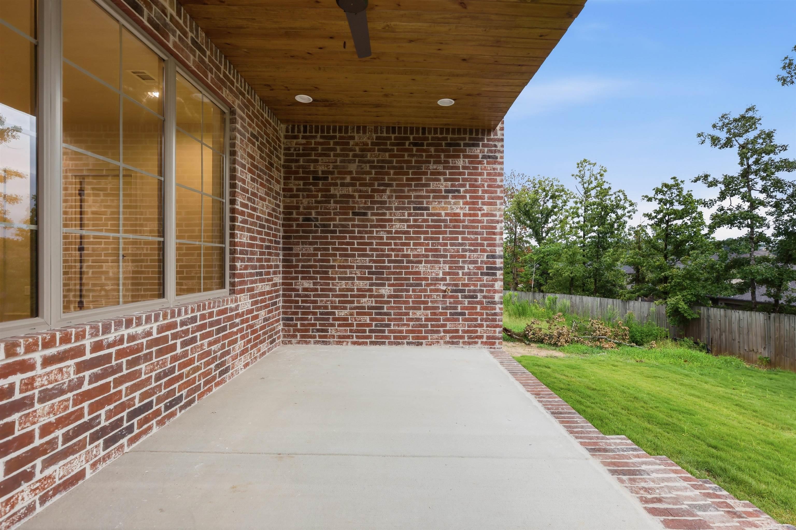 45 Mountain Brook  Little Rock, AR