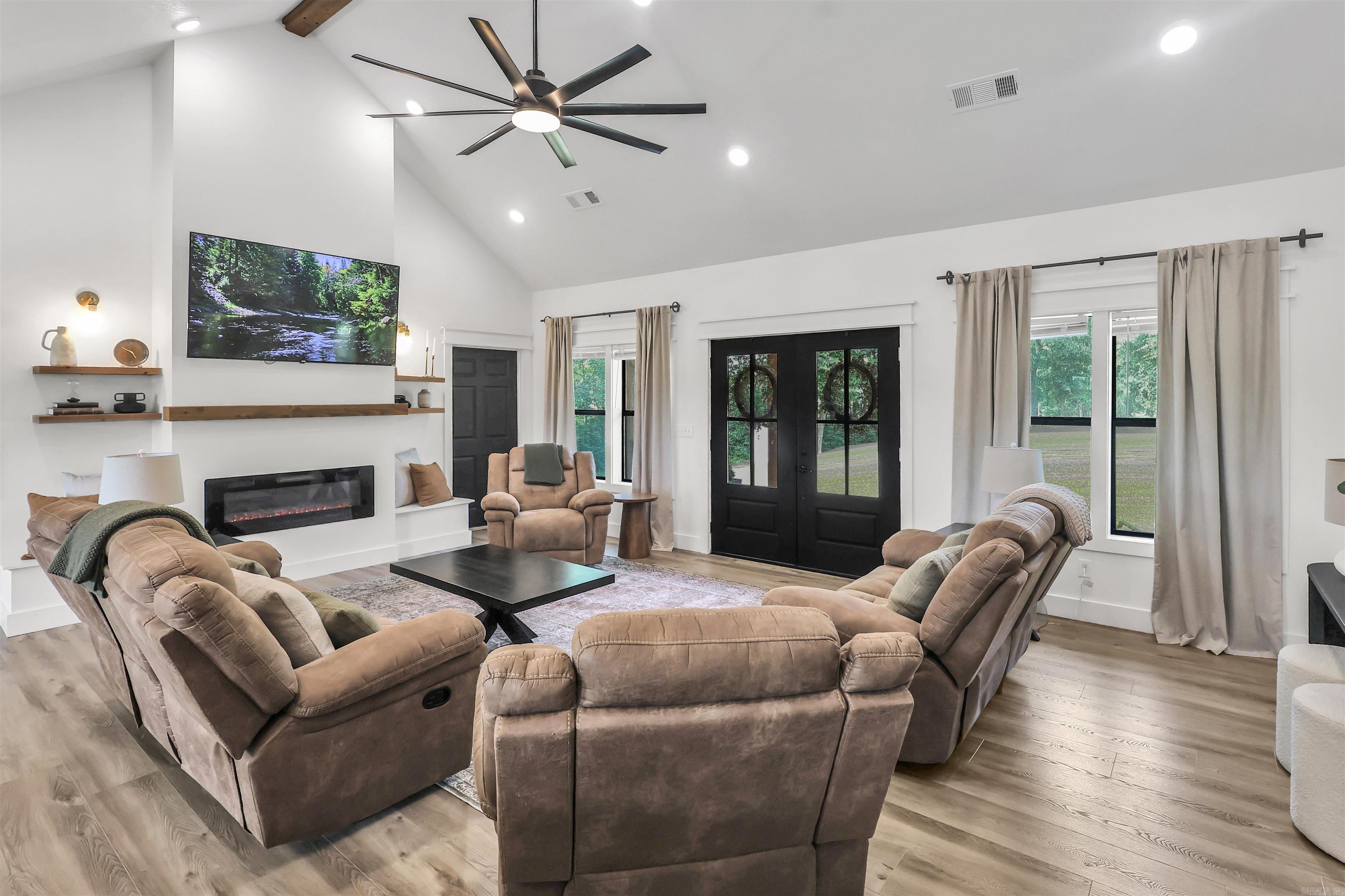 16284 HWY 278  Umpire, AR