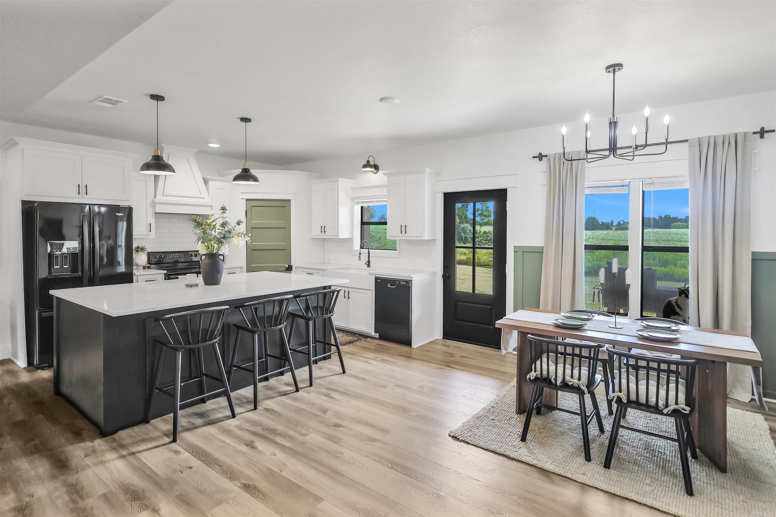 16284 HWY 278  Umpire, AR