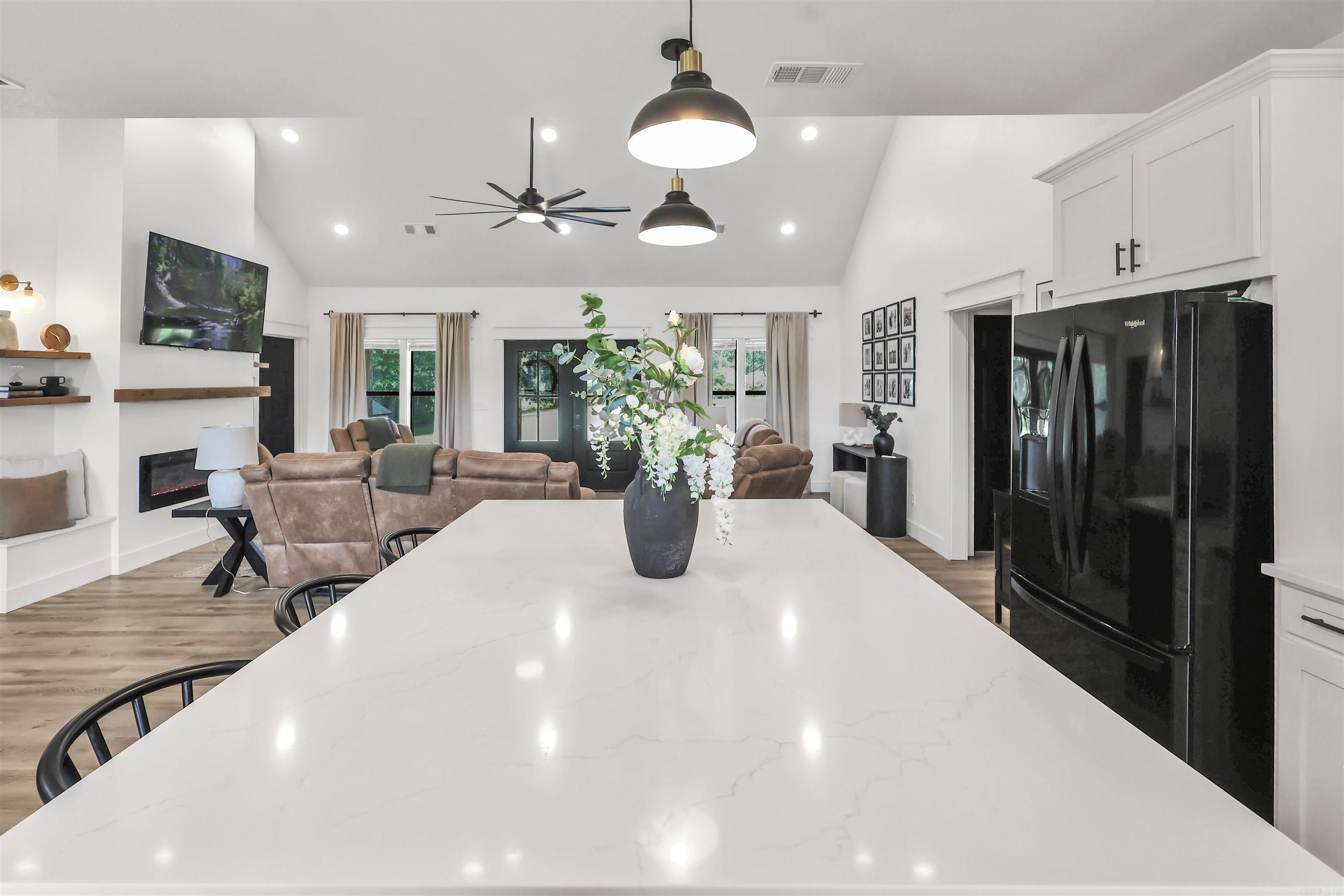 16284 HWY 278  Umpire, AR