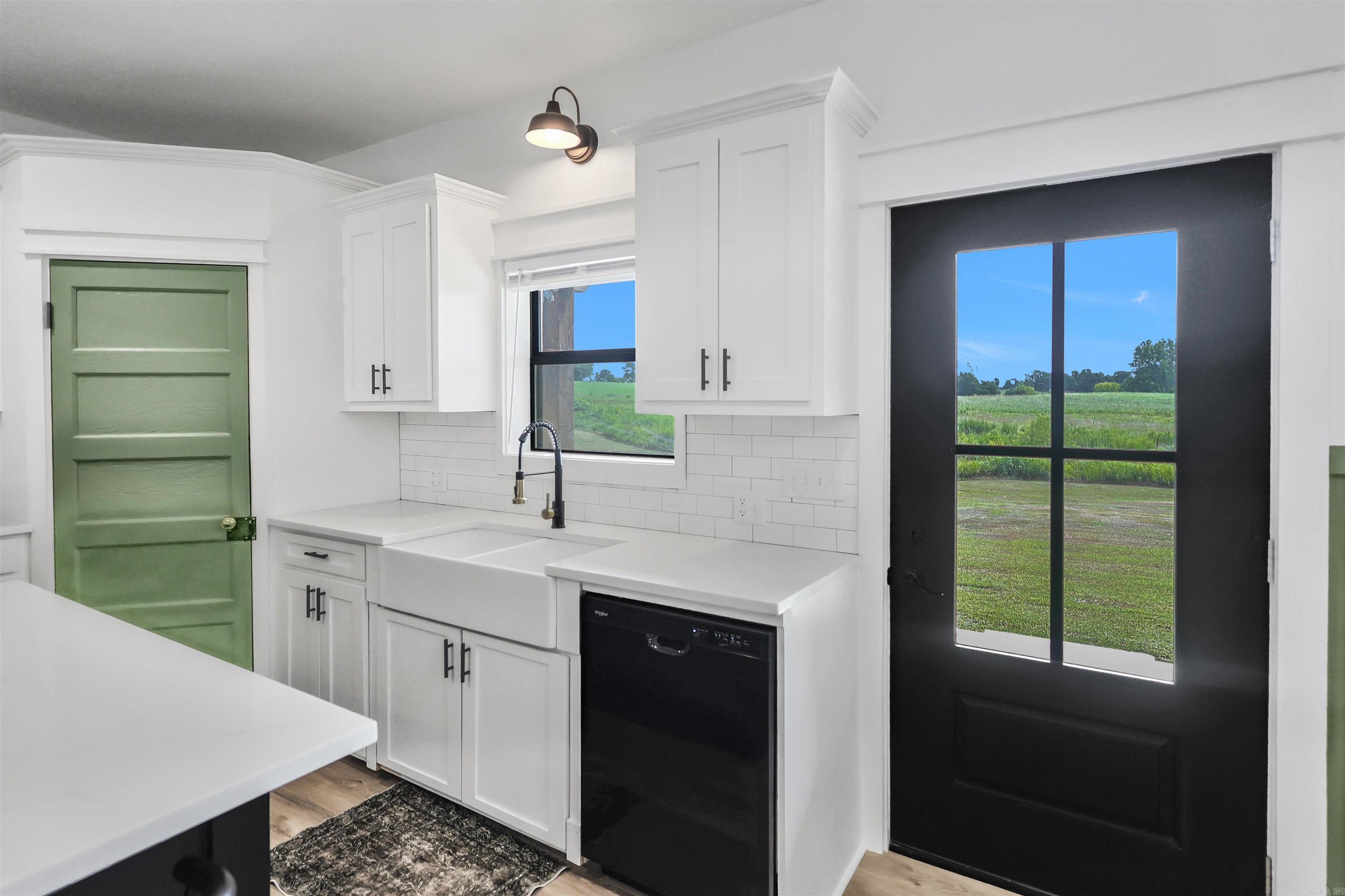16284 HWY 278  Umpire, AR