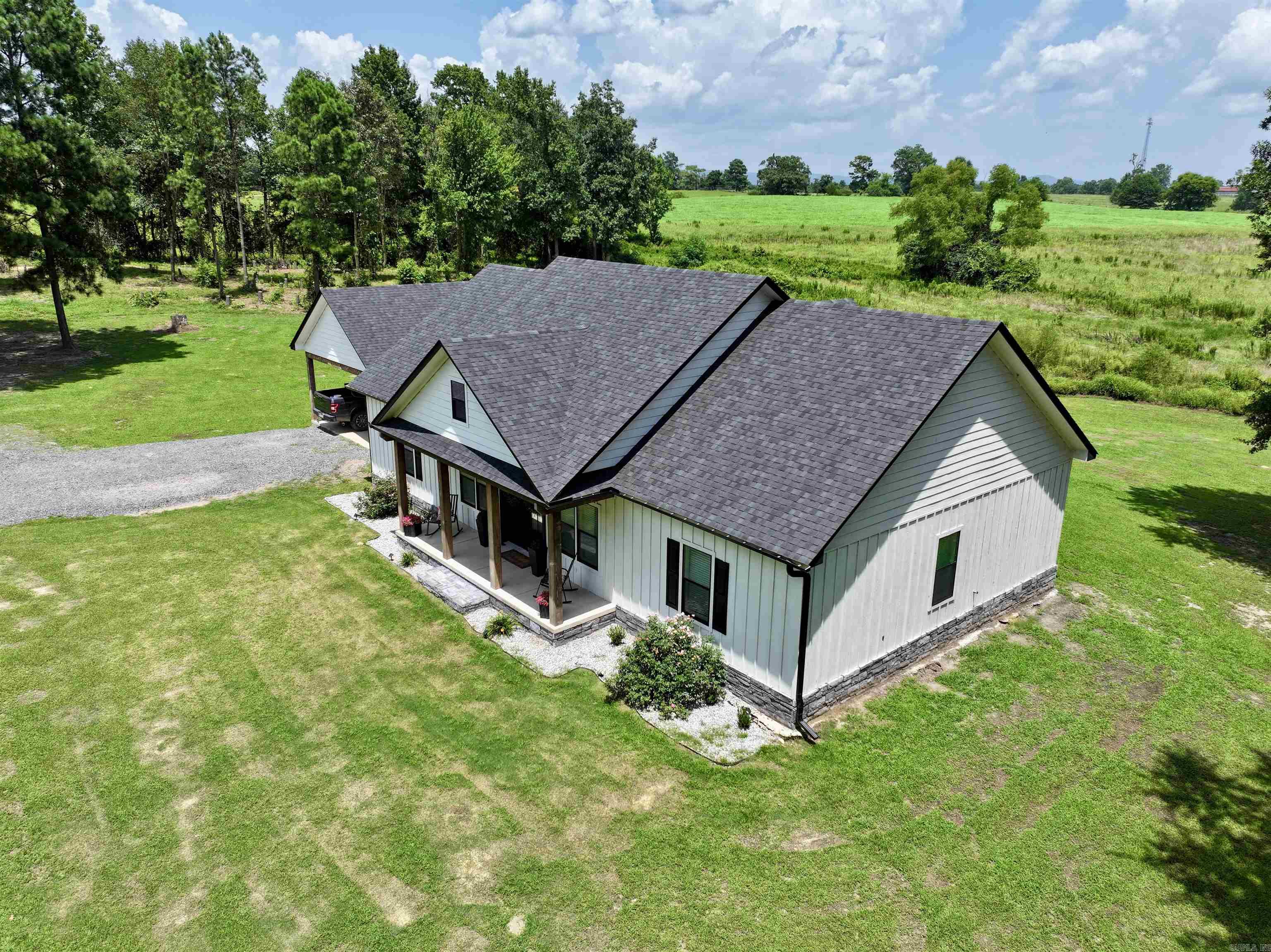 16284 HWY 278  Umpire, AR