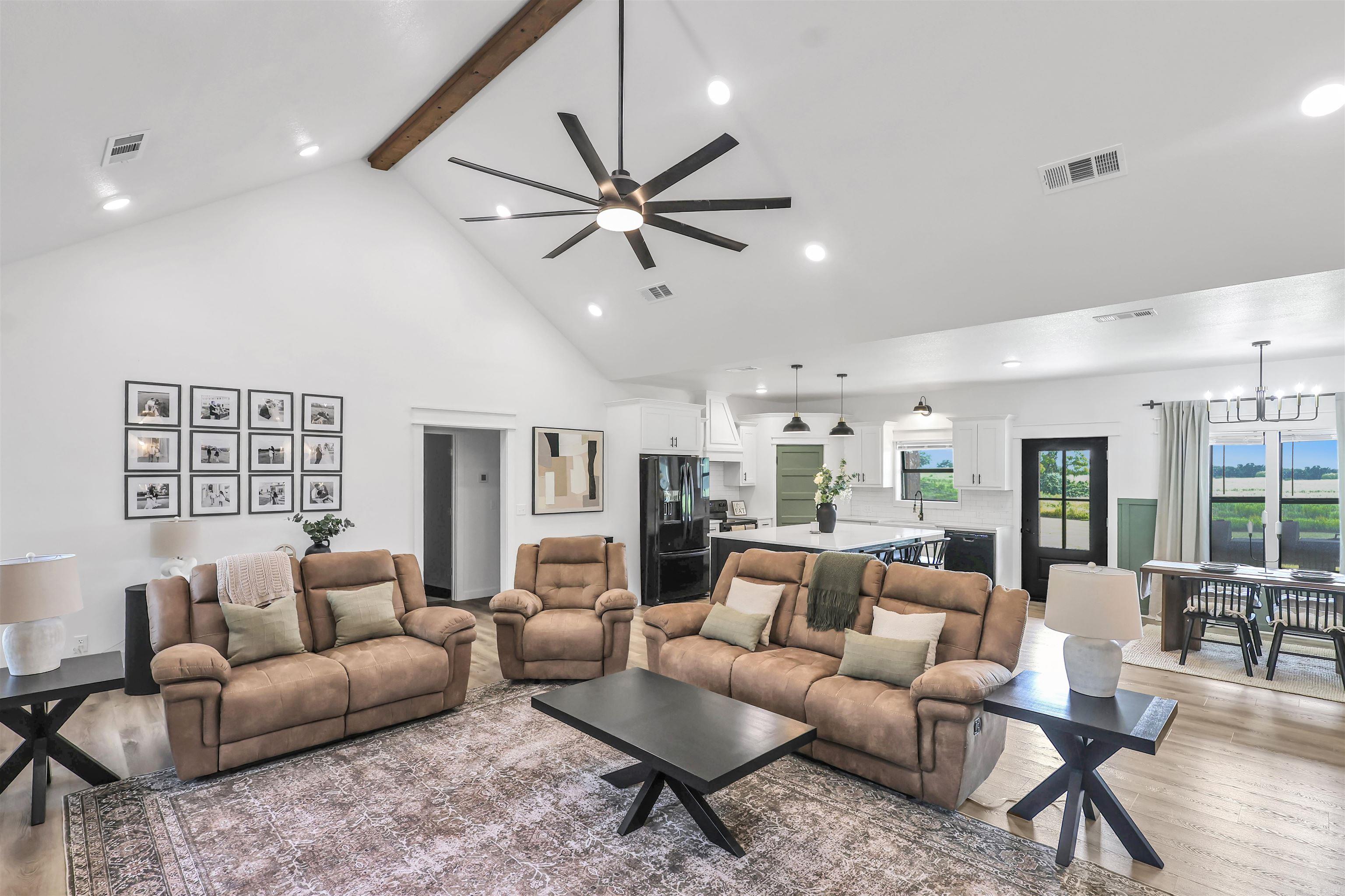 16284 HWY 278  Umpire, AR