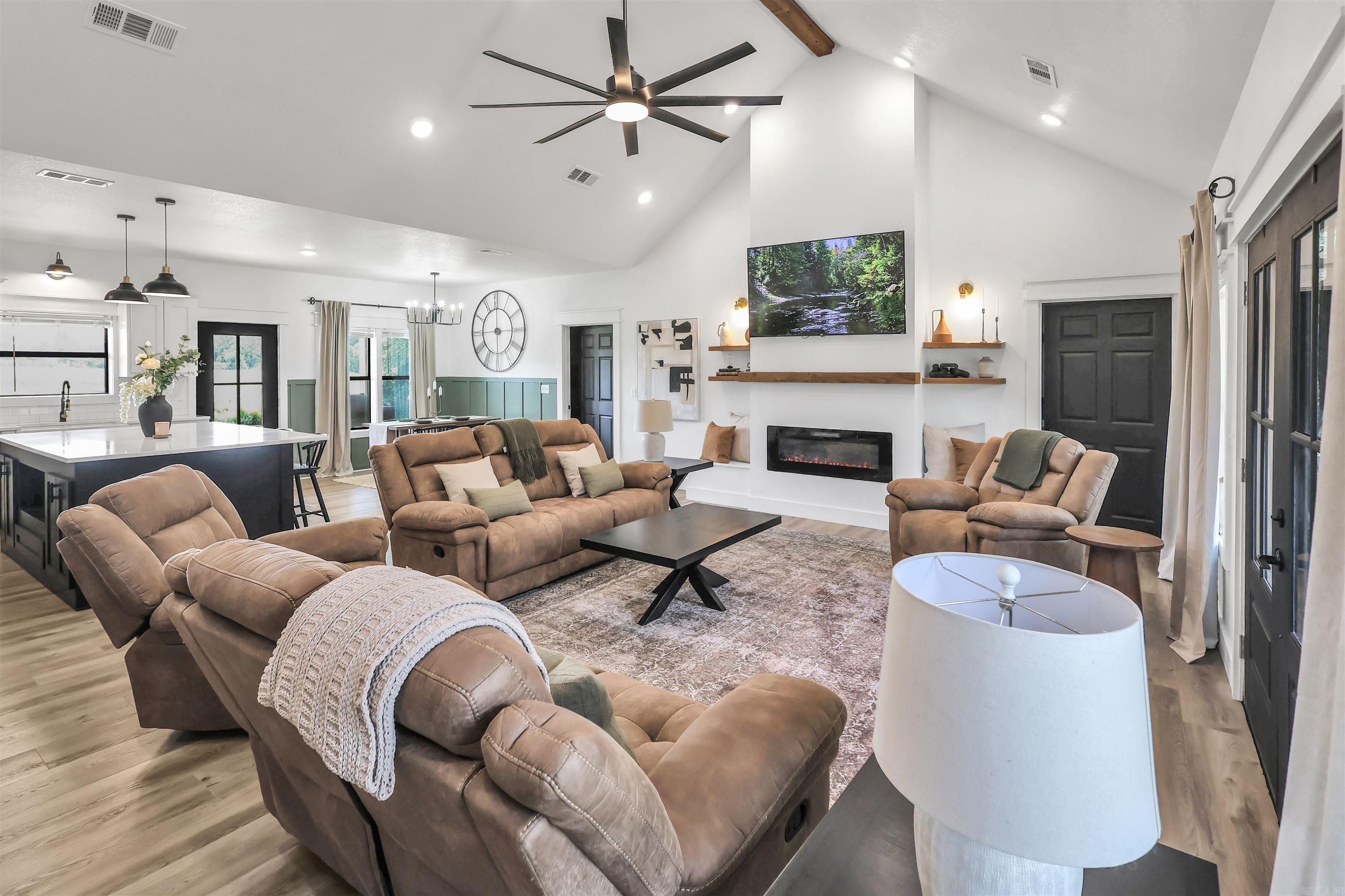 16284 HWY 278  Umpire, AR