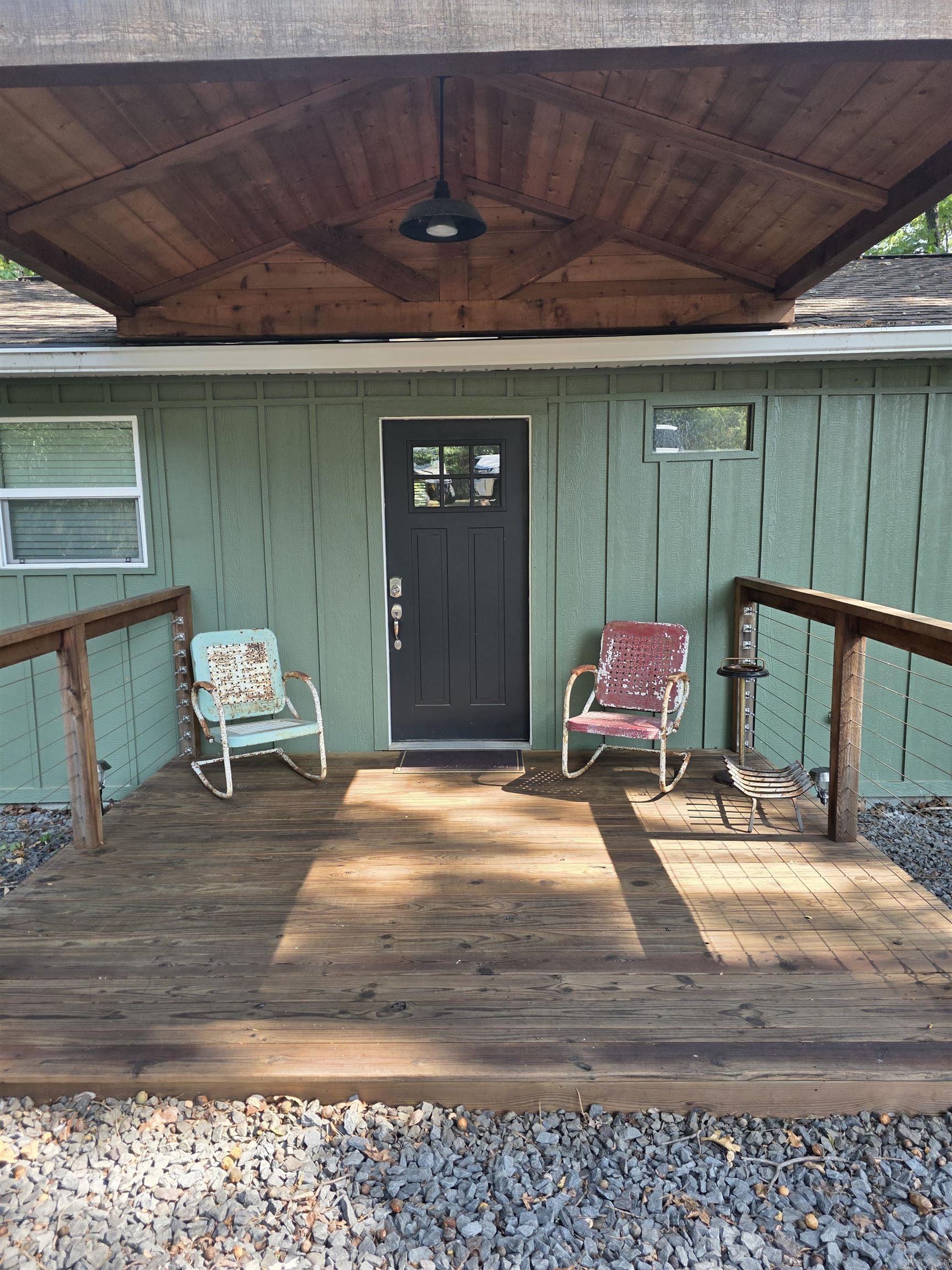 1000 Twin Cove  Greers Ferry, AR